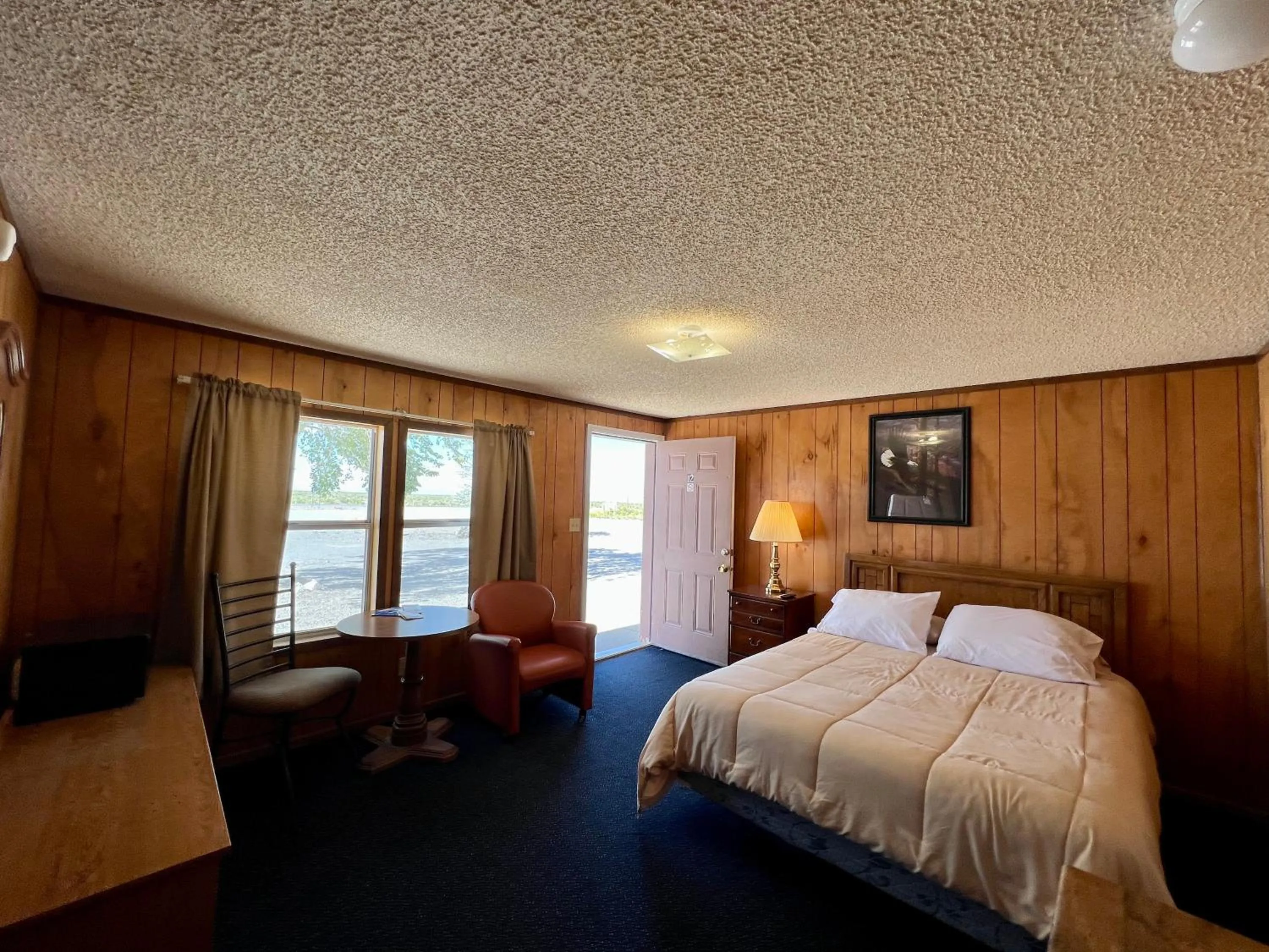 Bed in Border Inn Casino