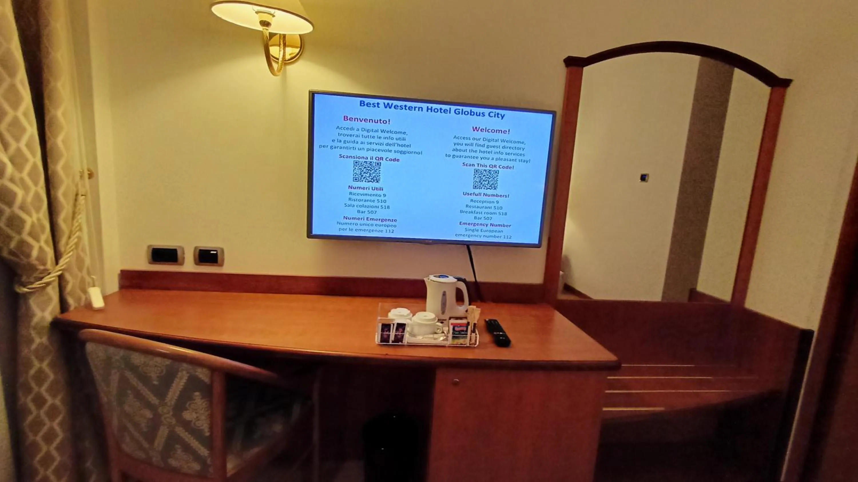 TV and multimedia in Best Western Hotel Globus City