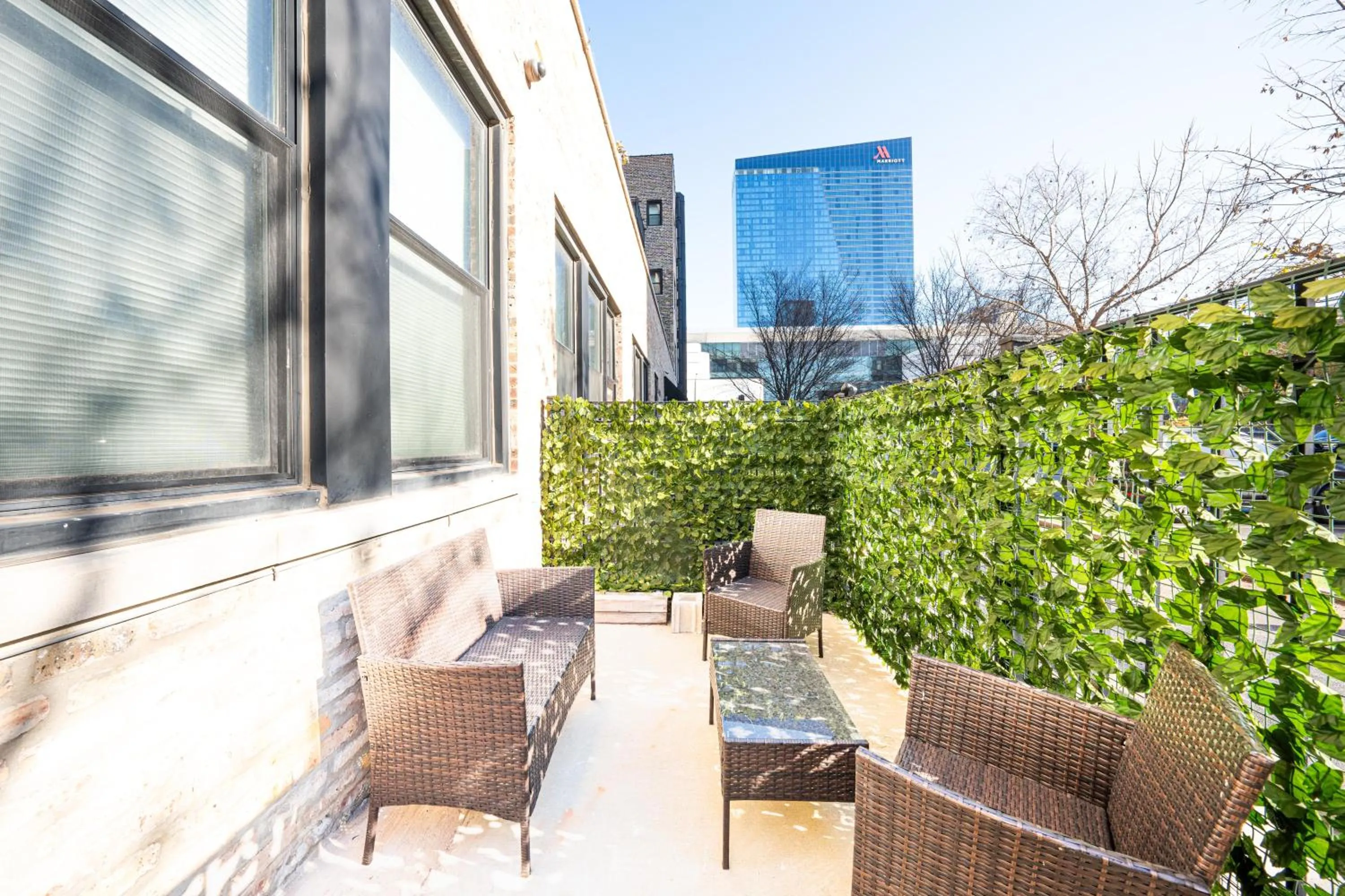 Balcony/Terrace in Luxéry Stay Chicago - Themed Units! Close to Downtown, McCormick Place & Wintrust Arena