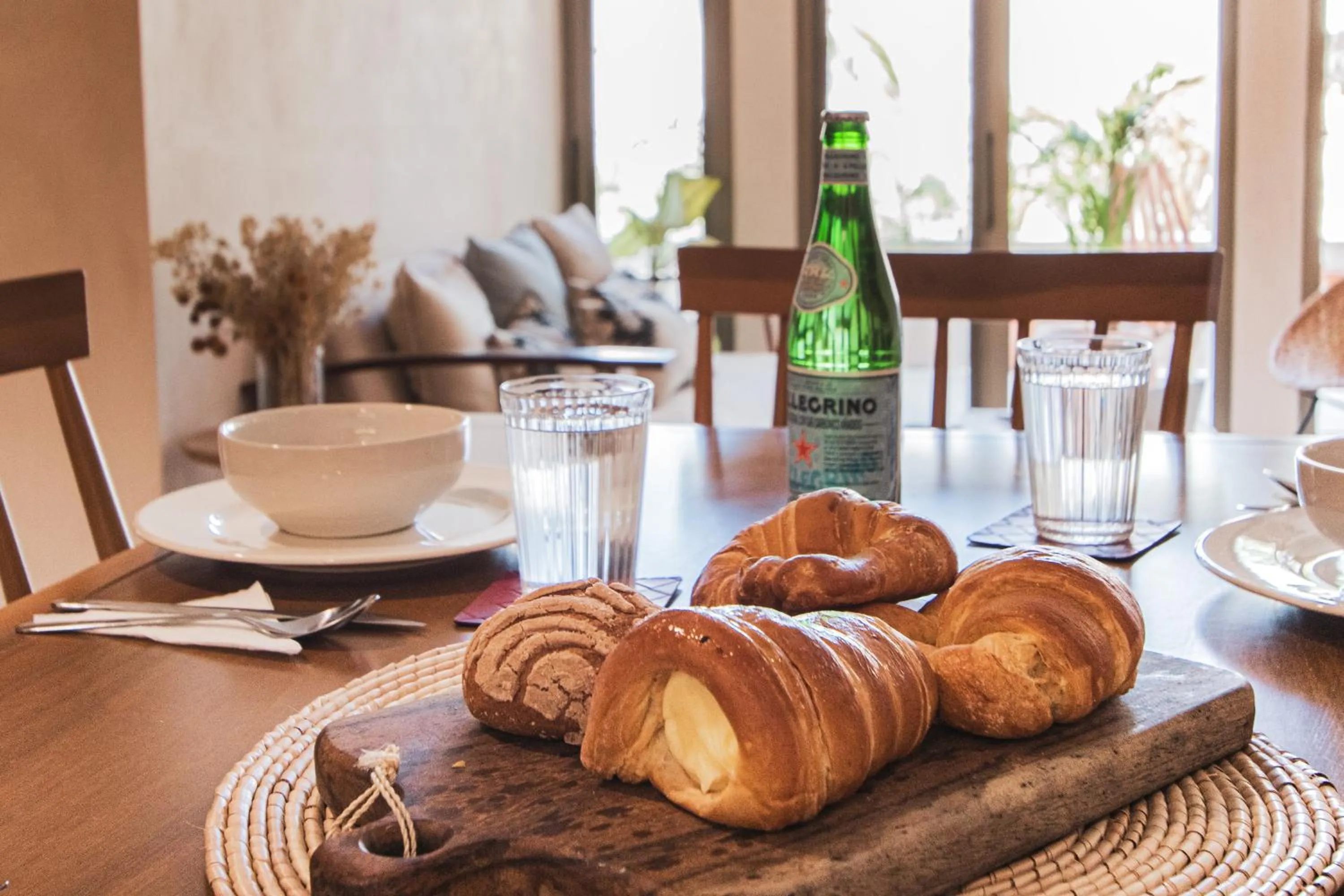 Dining area in Spacious 2BR apt · Wide balcony w/tub & Yoga deck