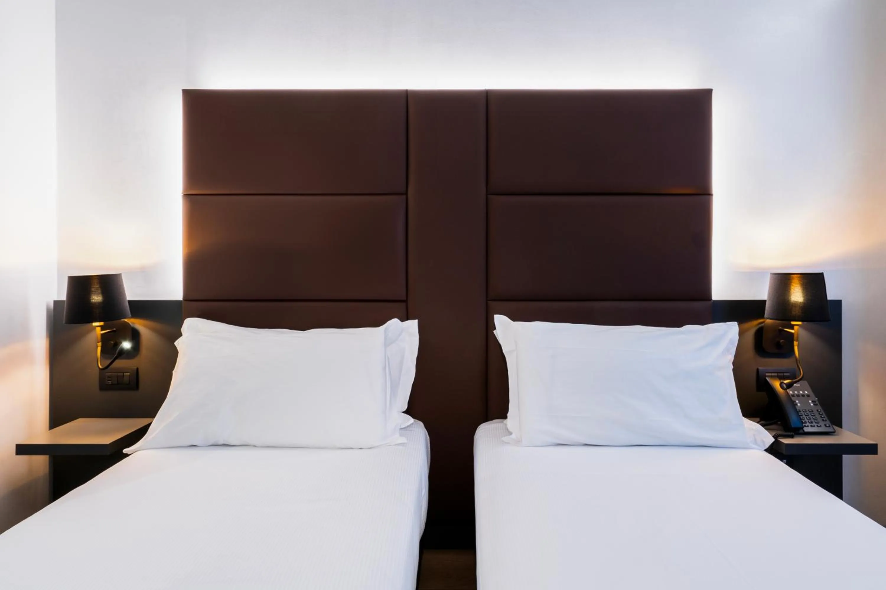 Bedroom, Bed in London Hotel