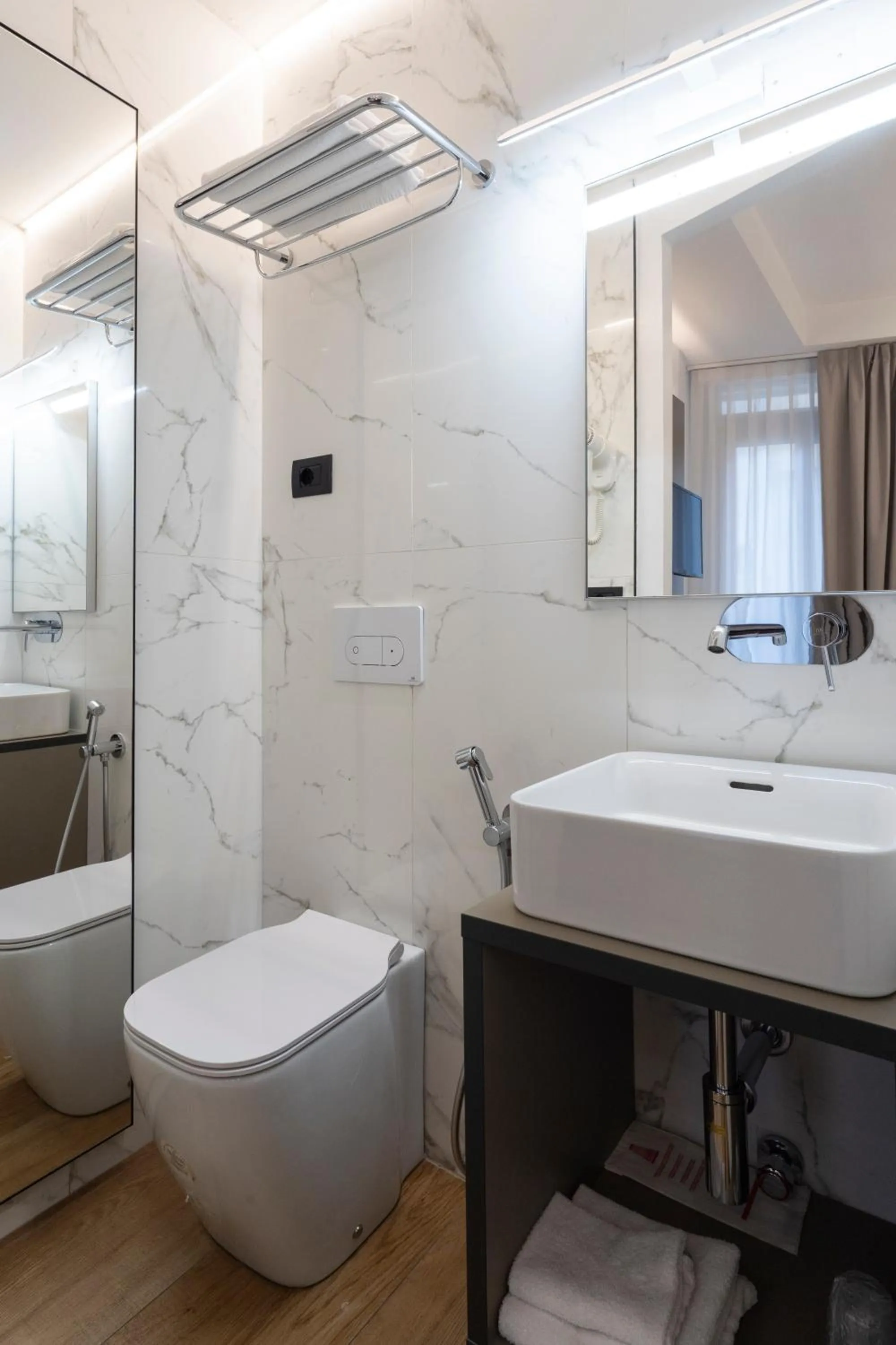 Bathroom in London Hotel