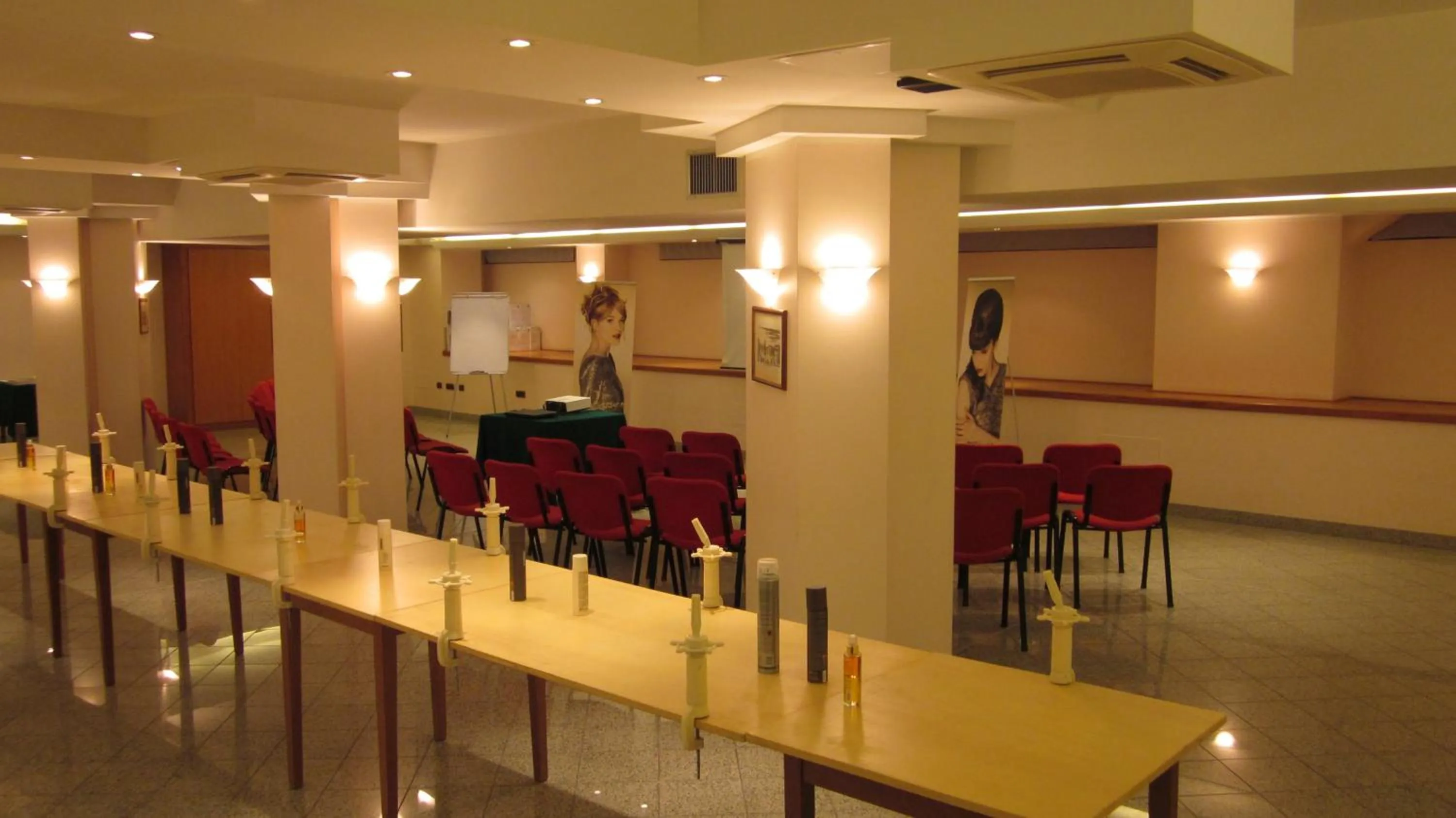 Business facilities in Hotel Il Duca d'Este