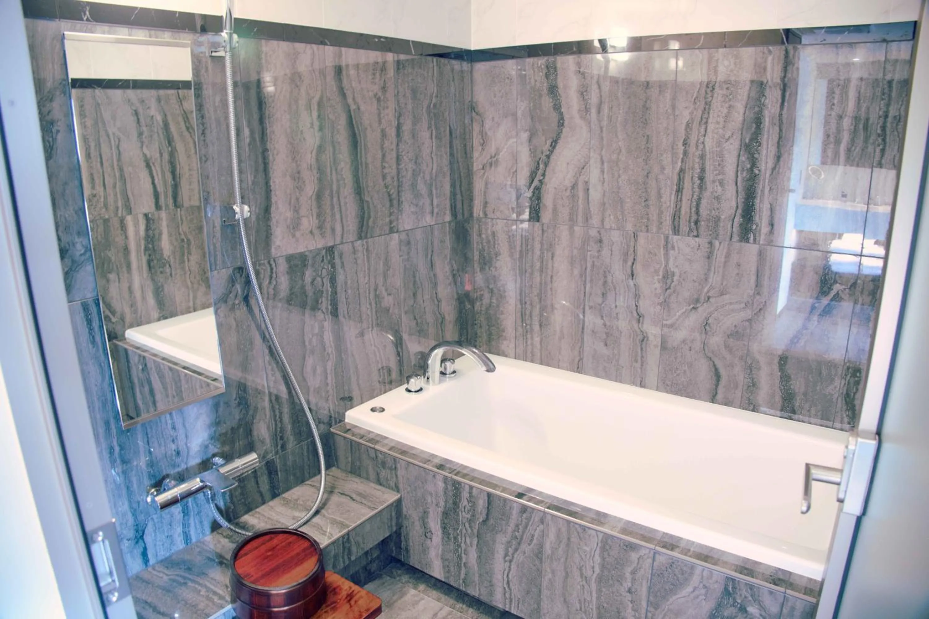 Bathroom in Marufukuro