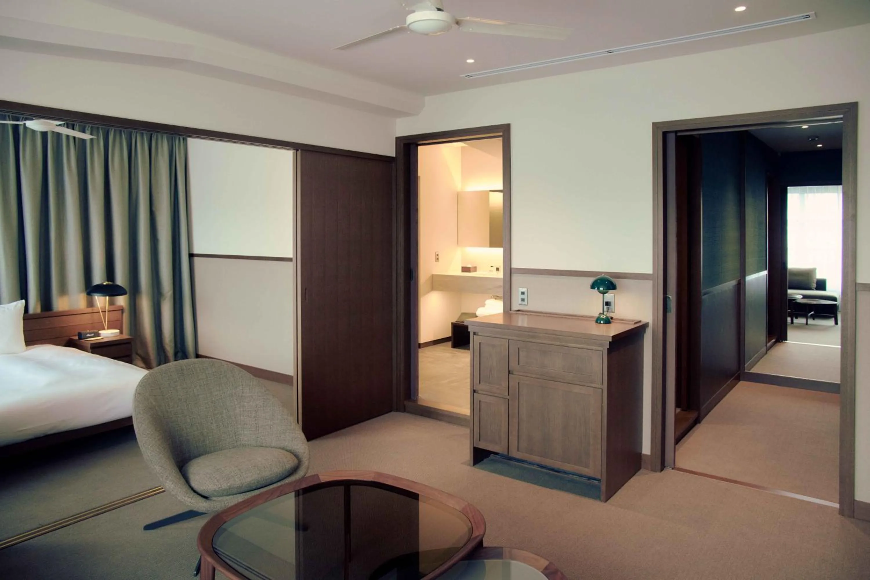 Living room, Bed in Marufukuro