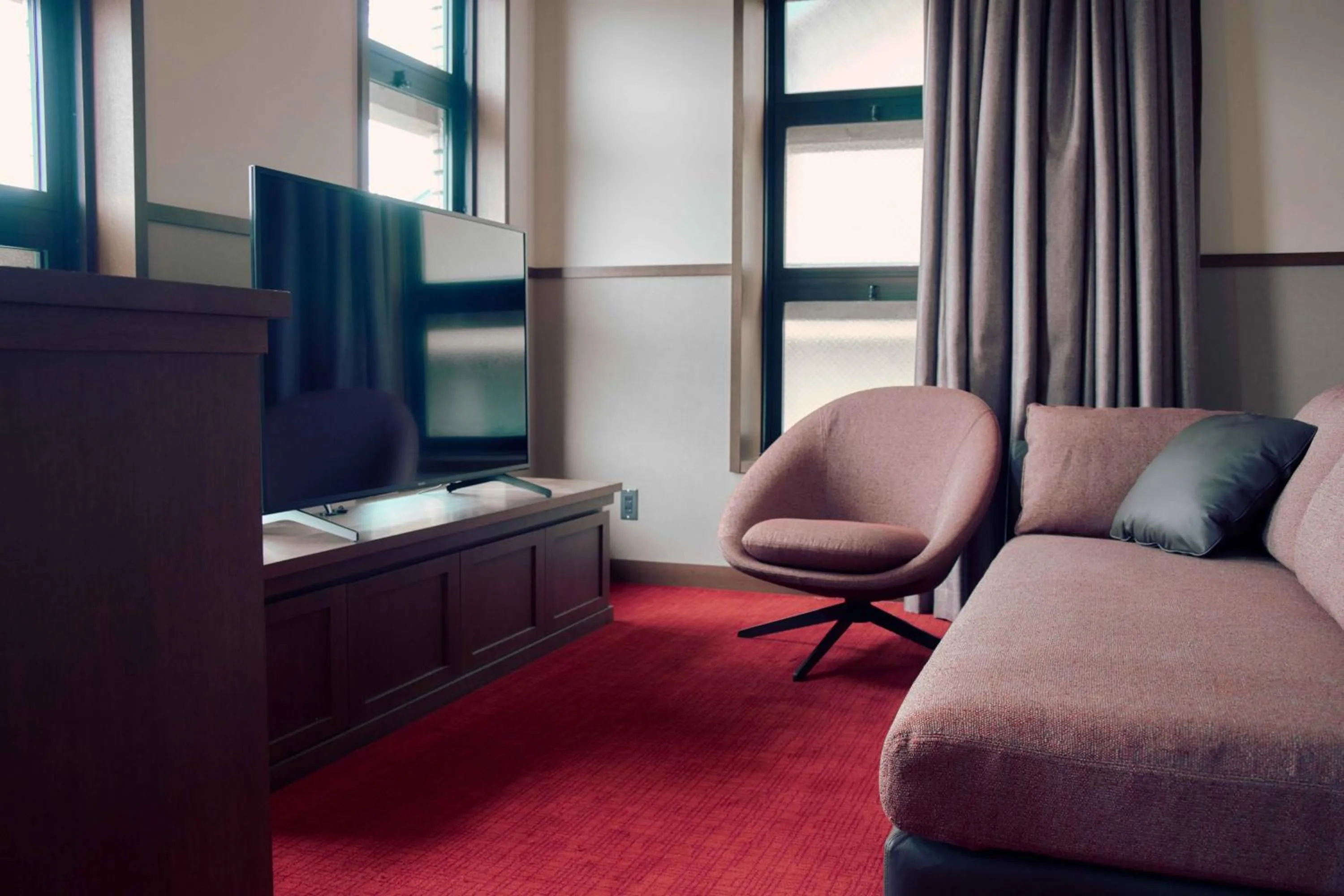 Living room, Bed in Marufukuro