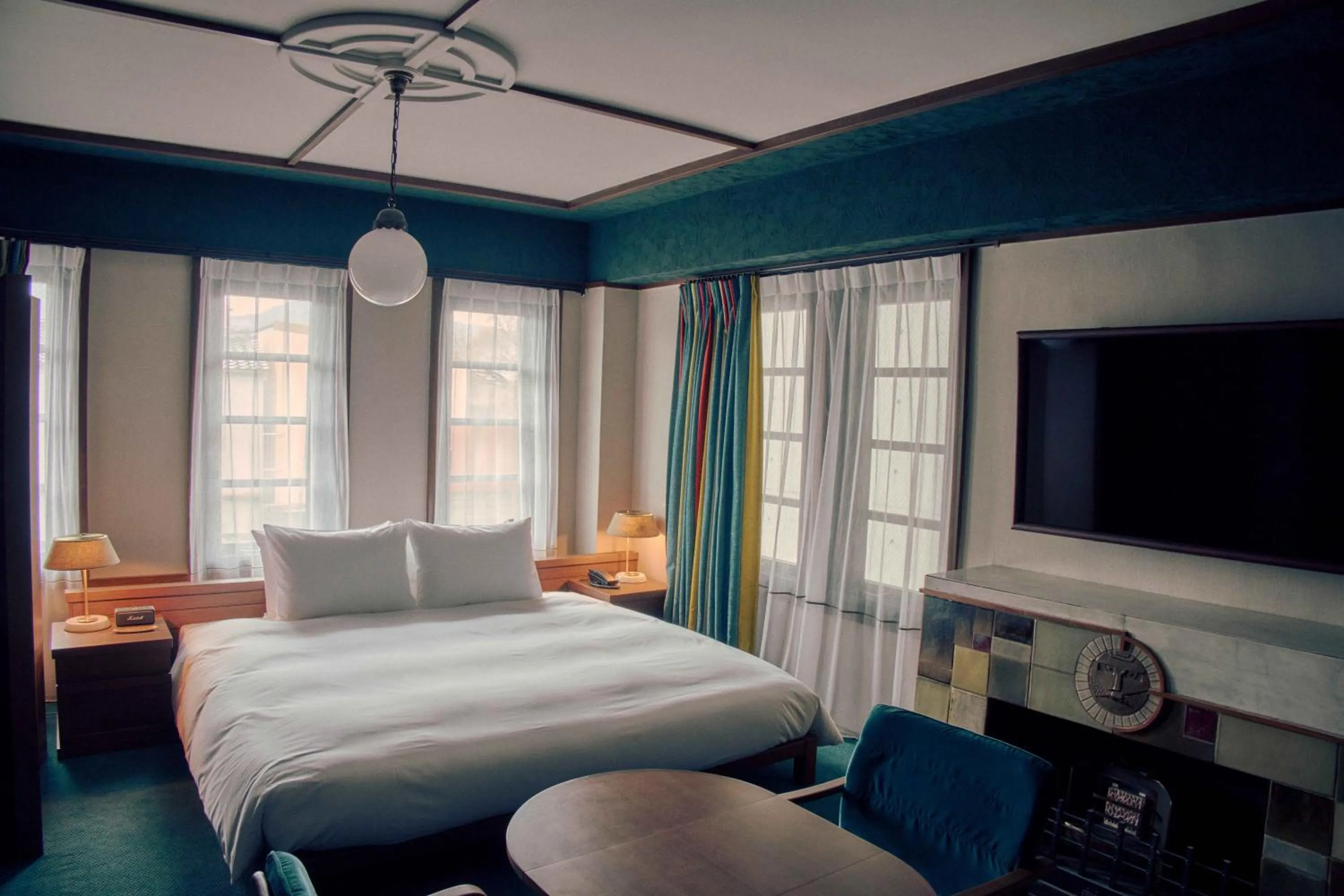 Photo of the whole room, Bed in Marufukuro