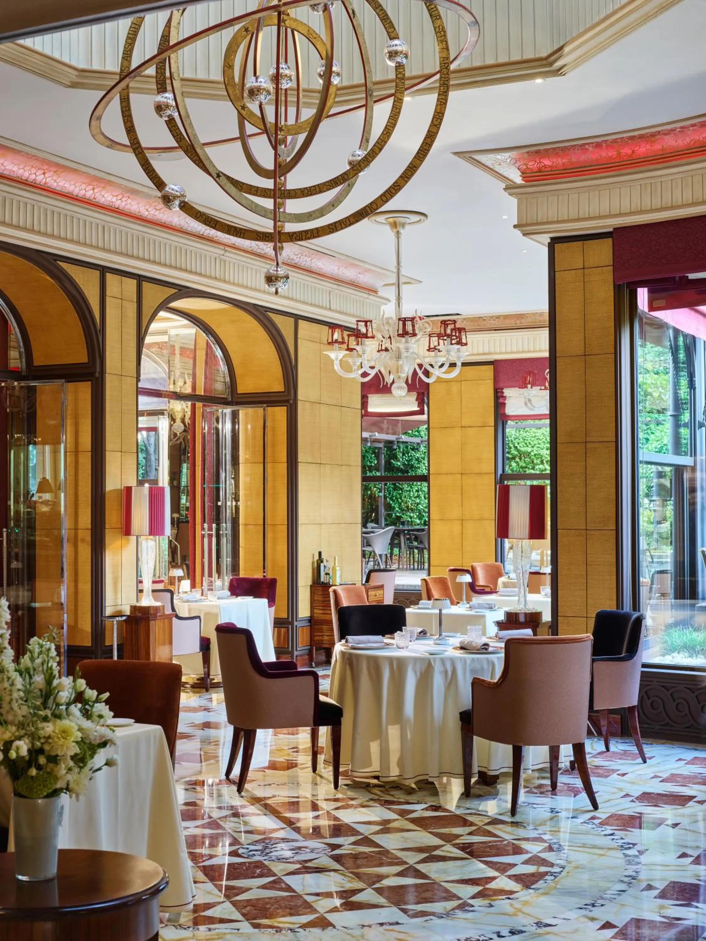 Restaurant/places to eat in Hotel Principe Di Savoia - Dorchester Collection