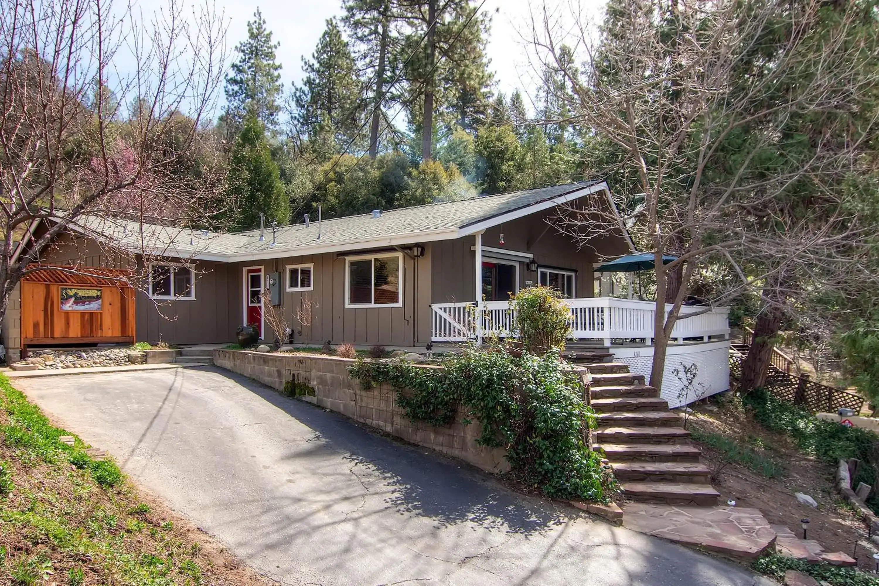 Fishermen’s Oasis Fishermen’s Oasis