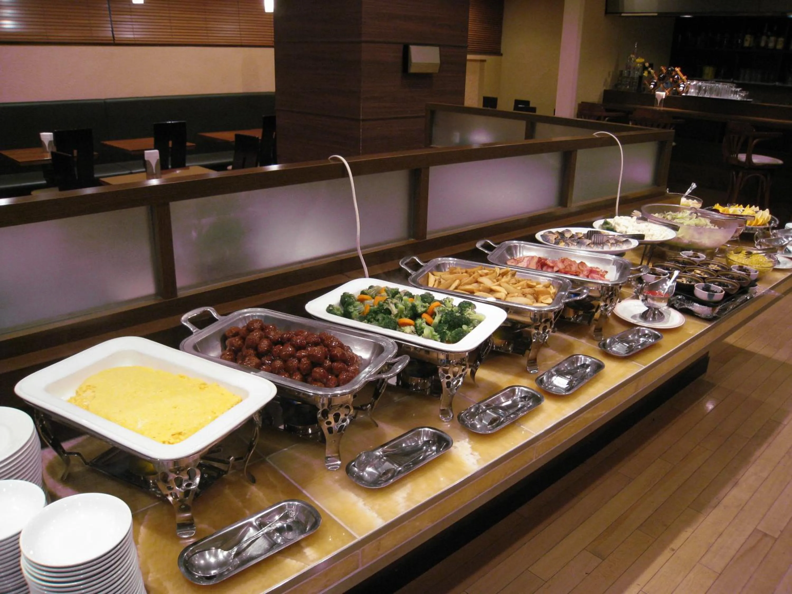 Restaurant/places to eat in Pearl Hotel Kayabacho