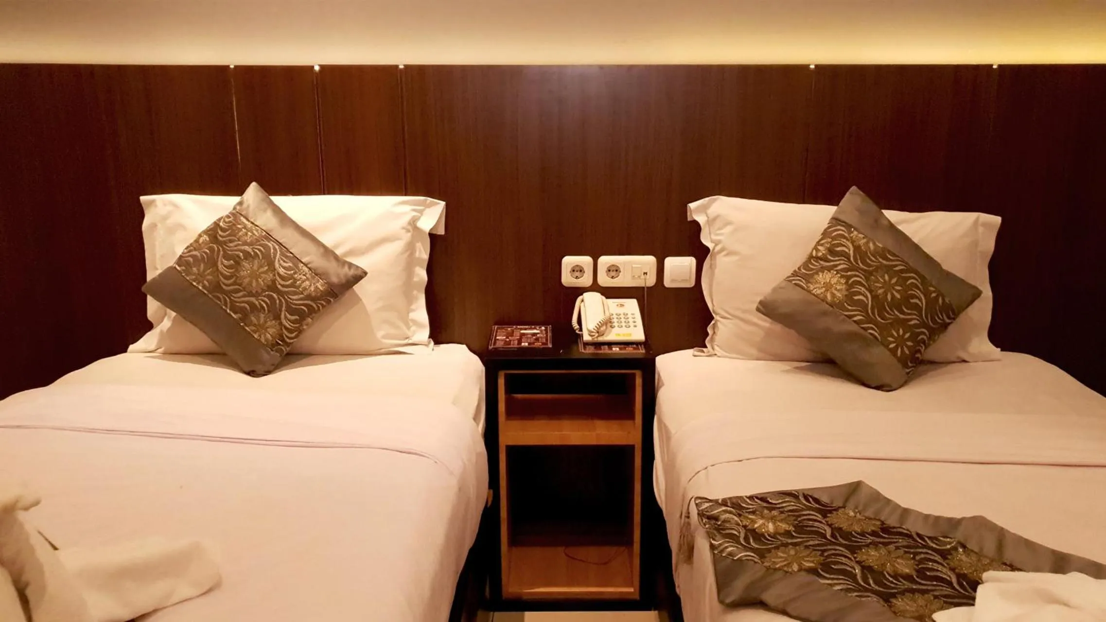 Bedroom, Bed in Sunrise Hotel Jogja