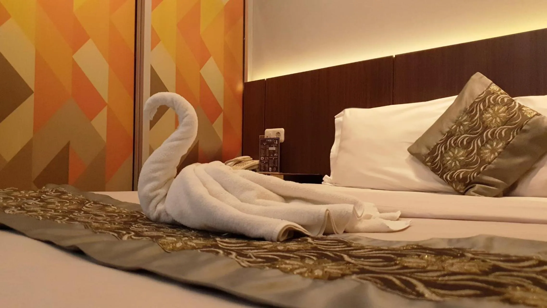 Bedroom, Bed in Sunrise Hotel Jogja