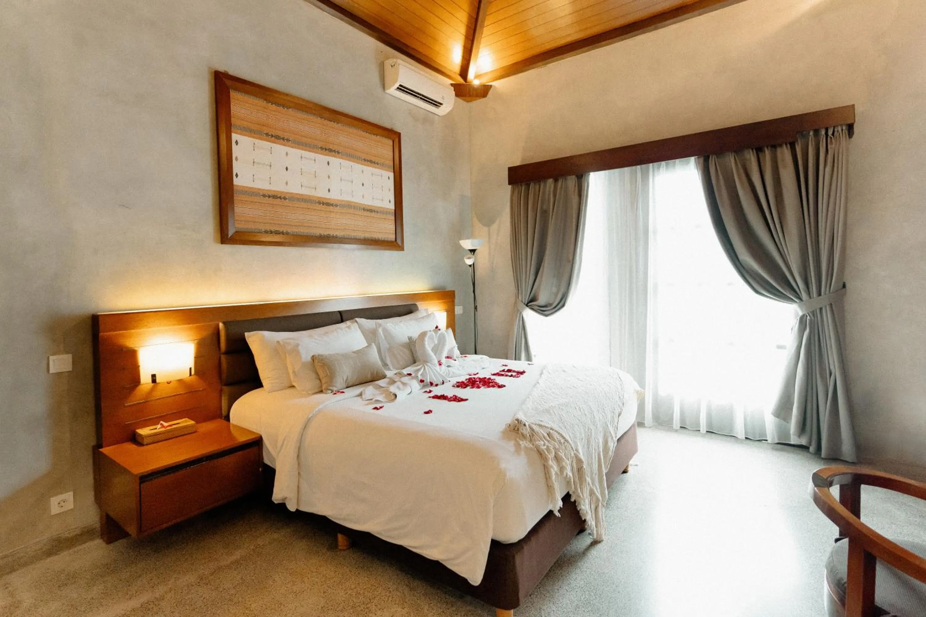 Decorative detail, Bed in Bracha Villas Bali