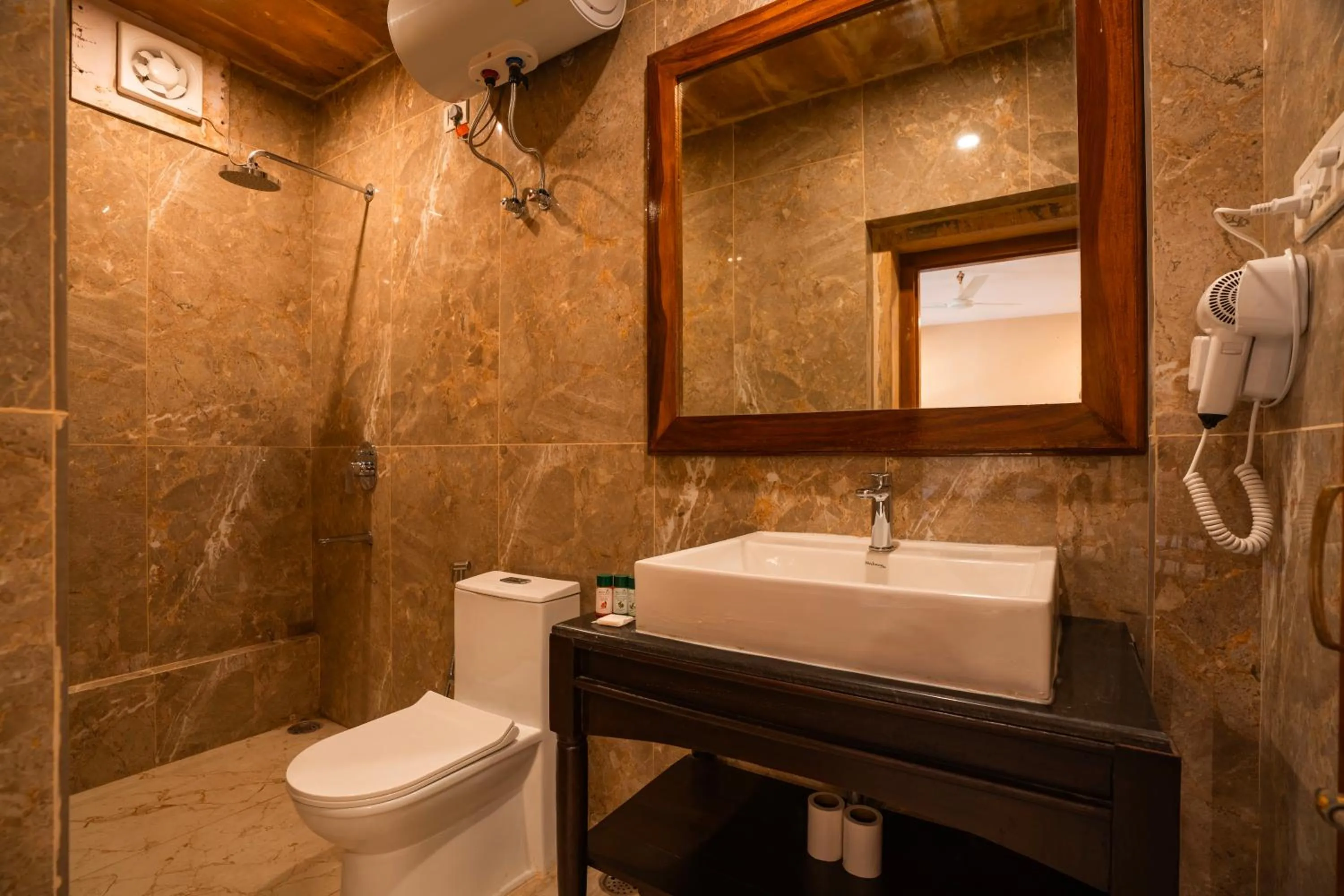 Shower in Hotel Helsinki House