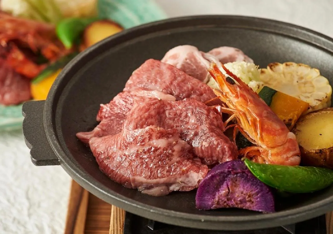 Restaurant/places to eat in Hotel Monterey Okinawa Spa & Resort