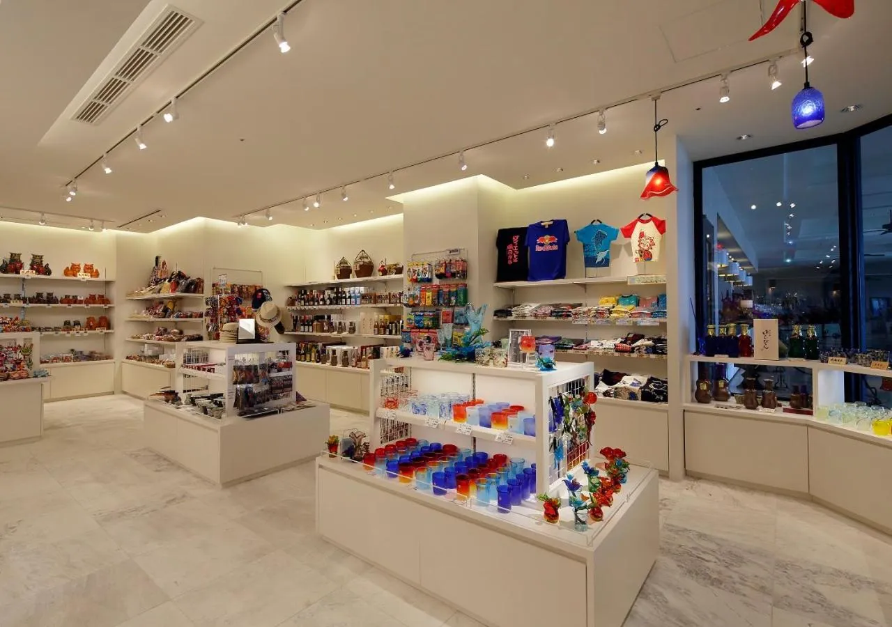 Area and facilities in Hotel Monterey Okinawa Spa & Resort