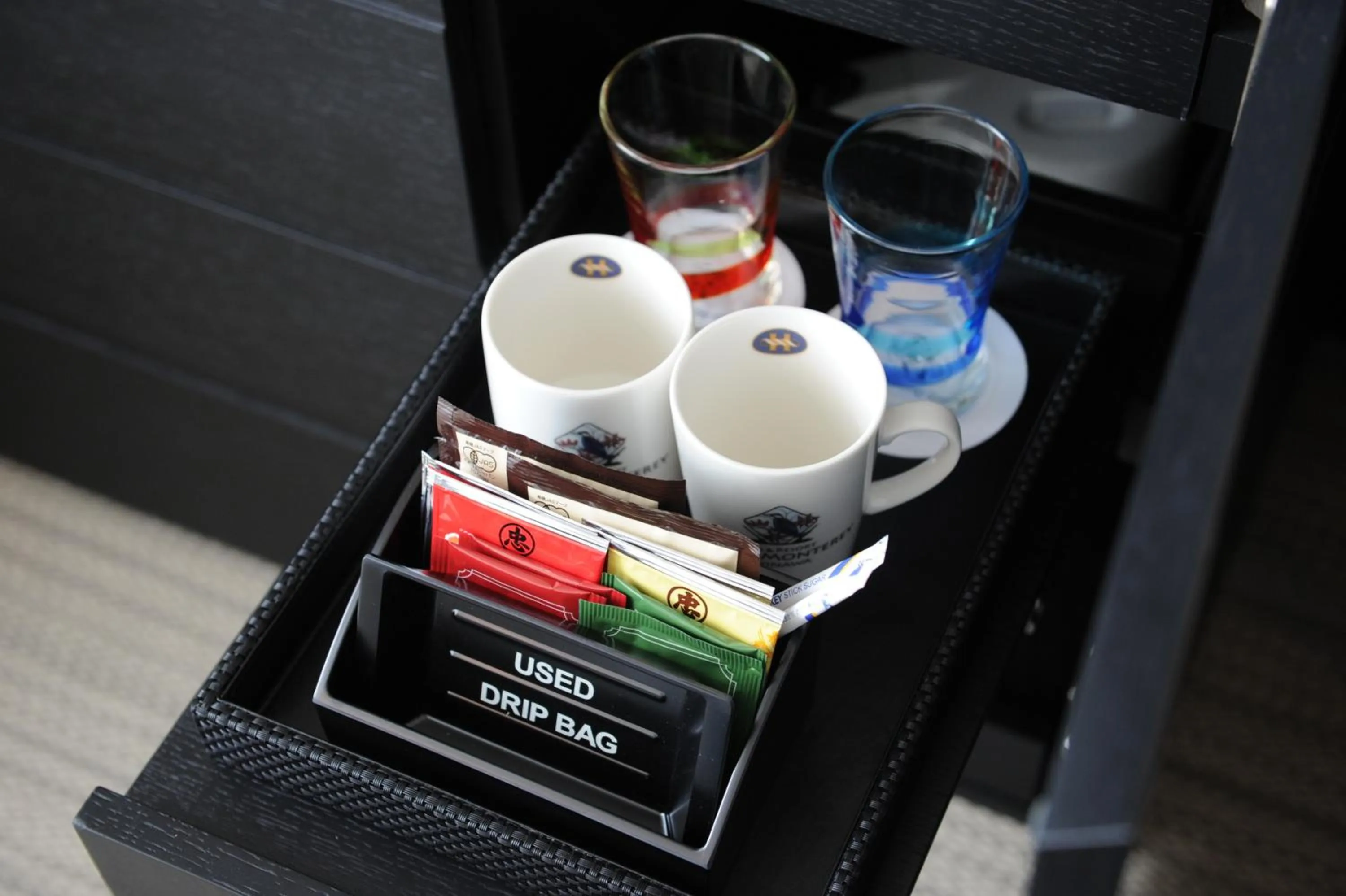 Coffee/tea facilities in Hotel Monterey Okinawa Spa & Resort