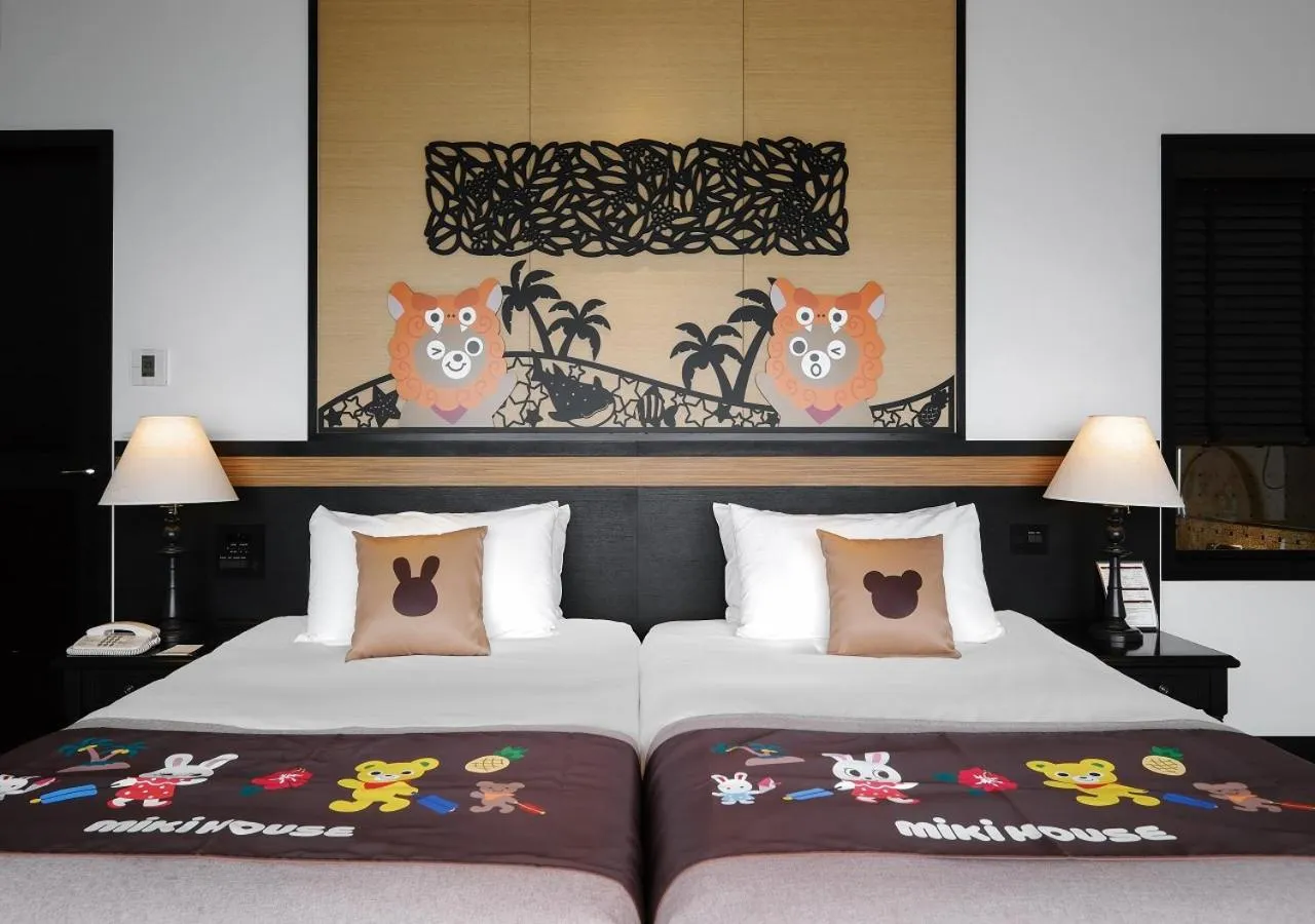 Bed in Hotel Monterey Okinawa Spa & Resort