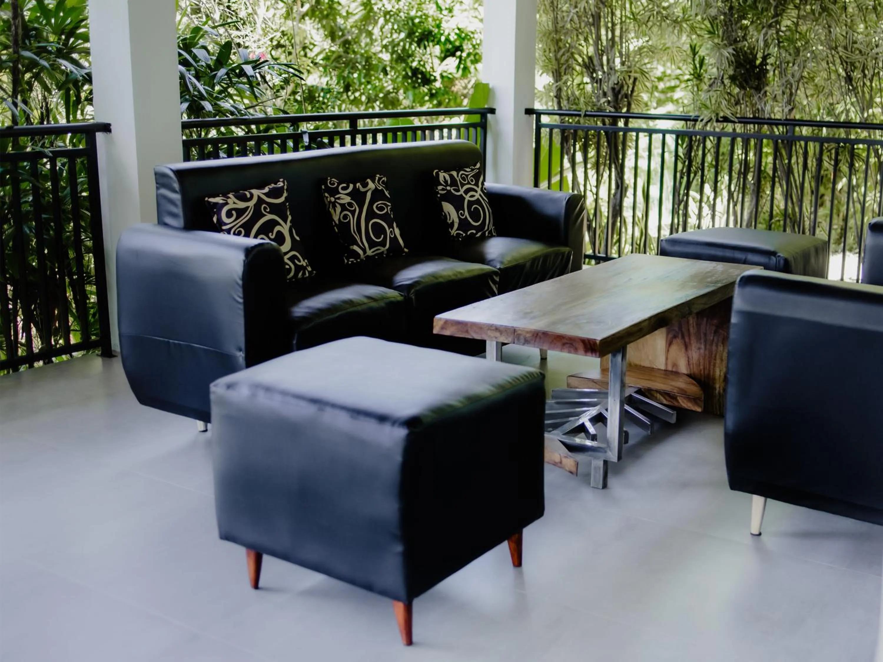 Property building in Sunset Villa