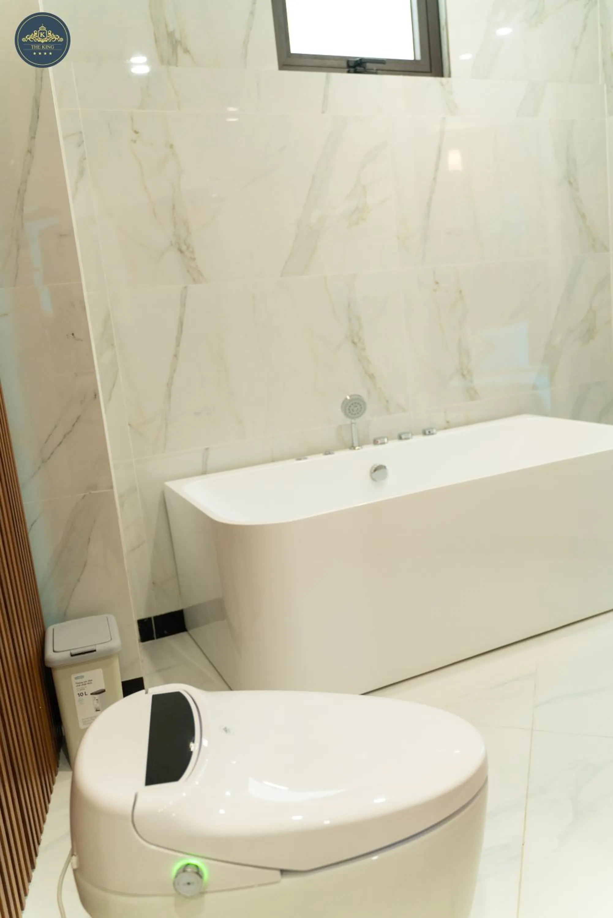 Bathroom in The King Hotel - Condotel Thai Nguyen