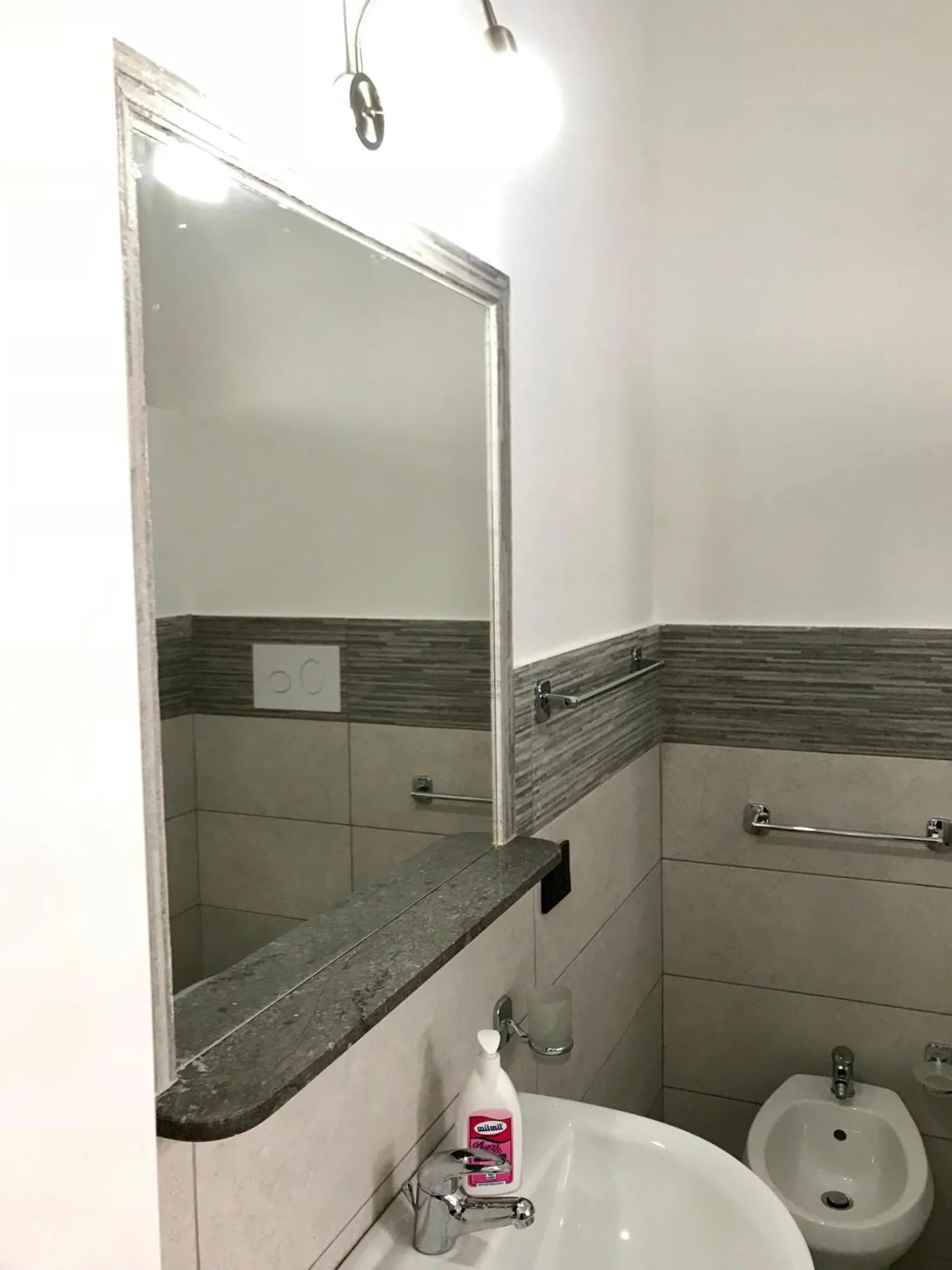 Shower in Casa Longo