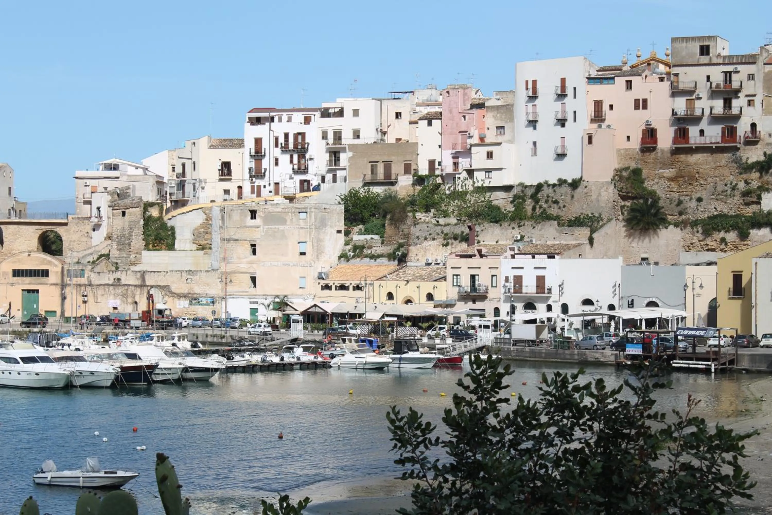 Nearby landmark in Casa Longo