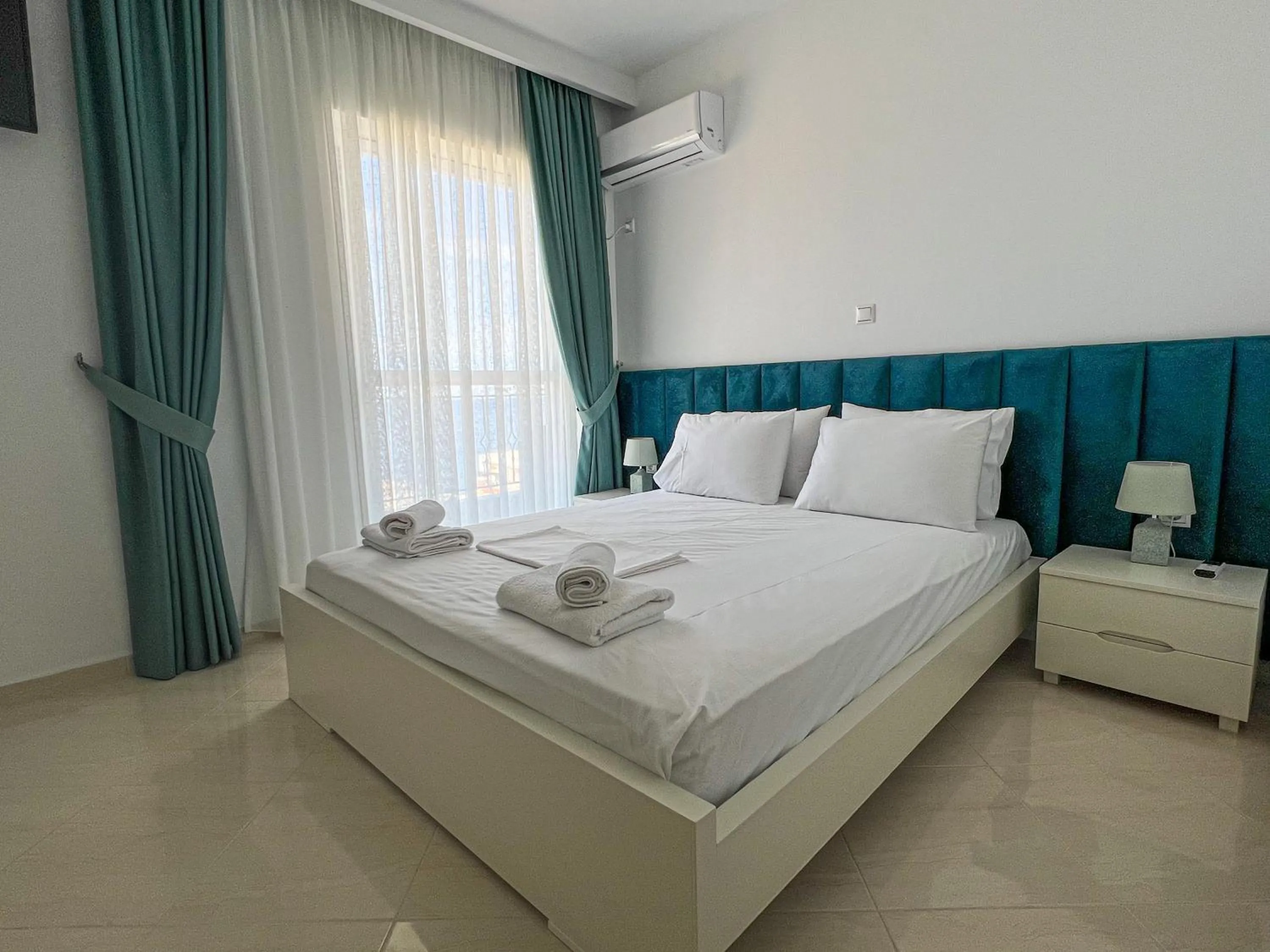 PARADISE APARTMENT