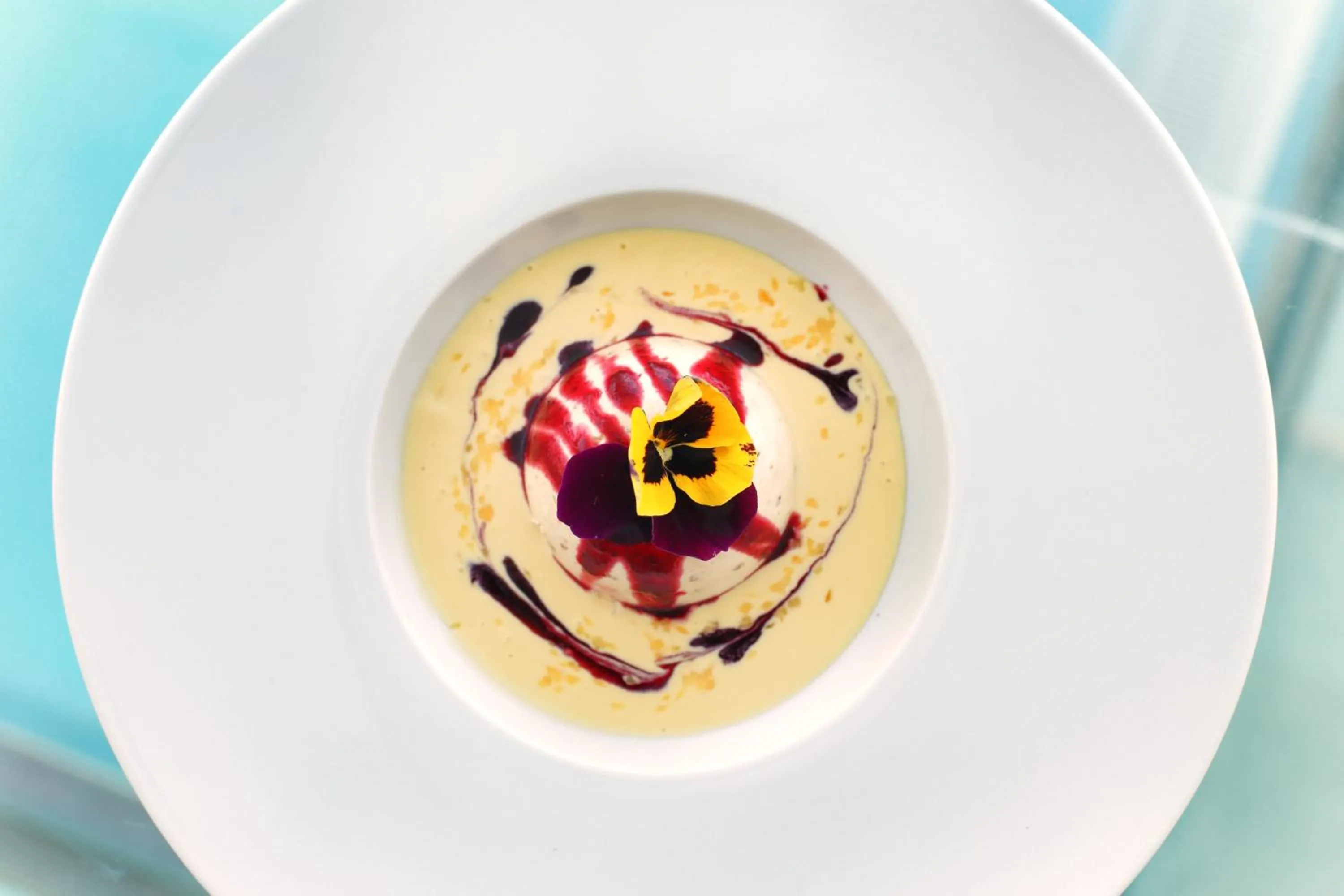 Food and drinks in Hotel Caravelle Thalasso & Wellness