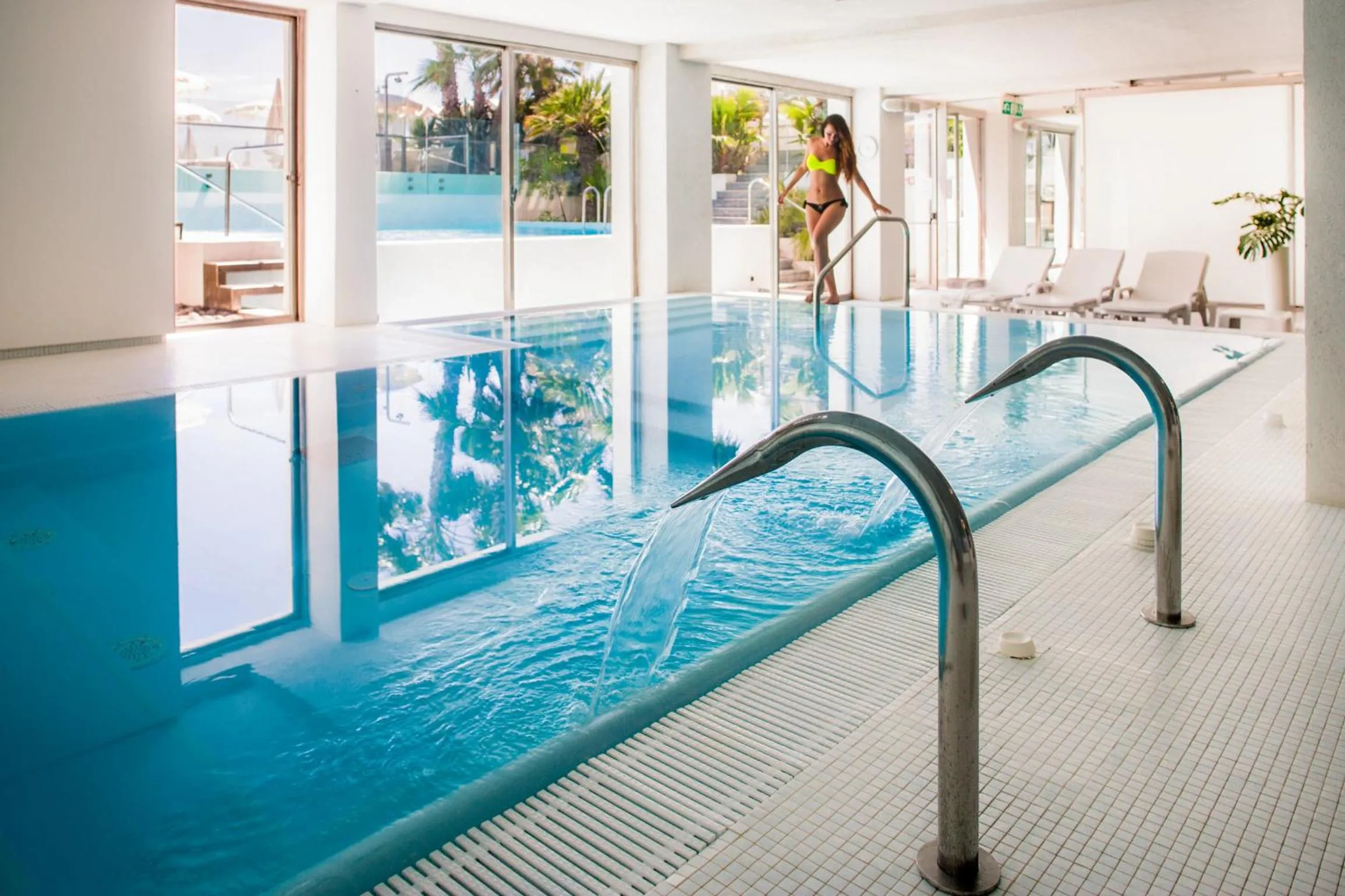 Hot Tub in Hotel Caravelle Thalasso & Wellness