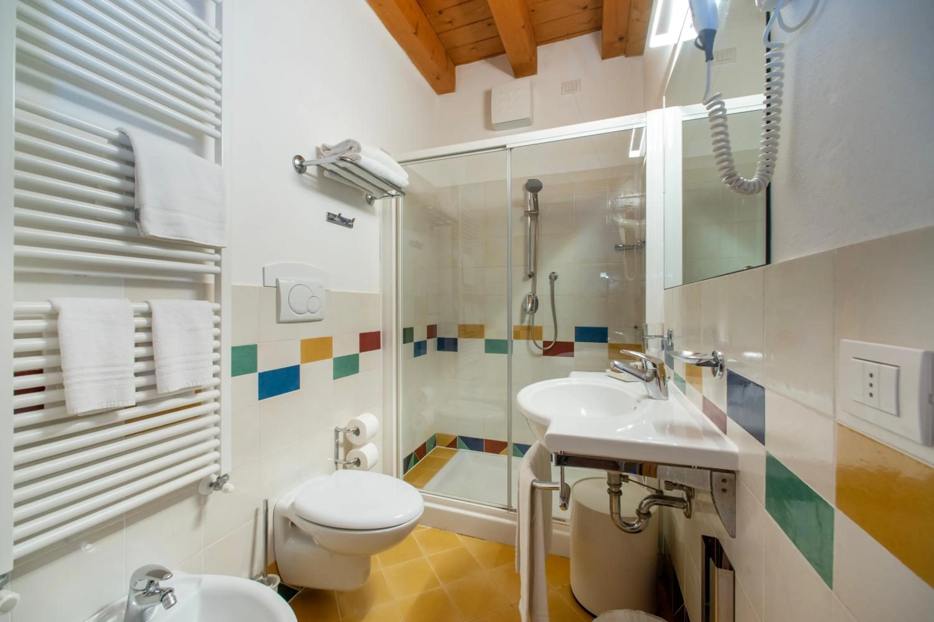 Shower in Residence Ca Del Lago