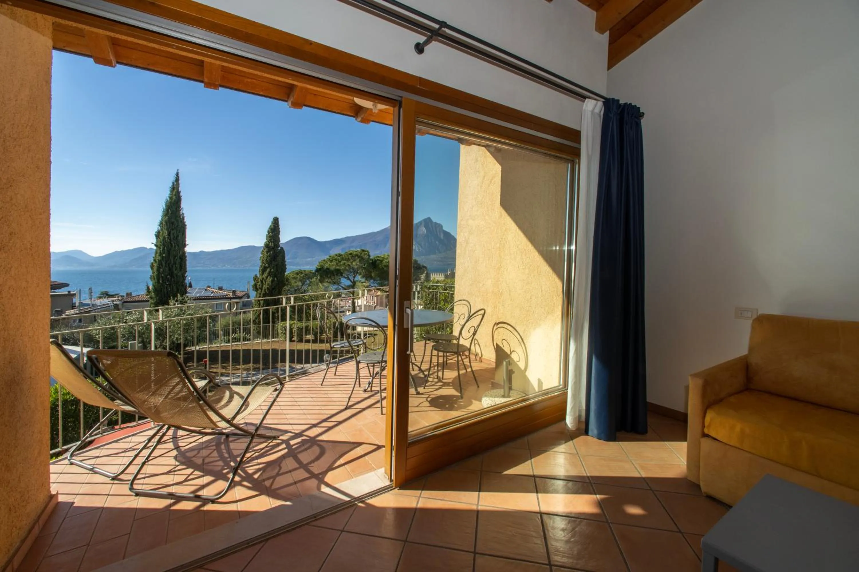 Natural landscape in Residence Ca Del Lago