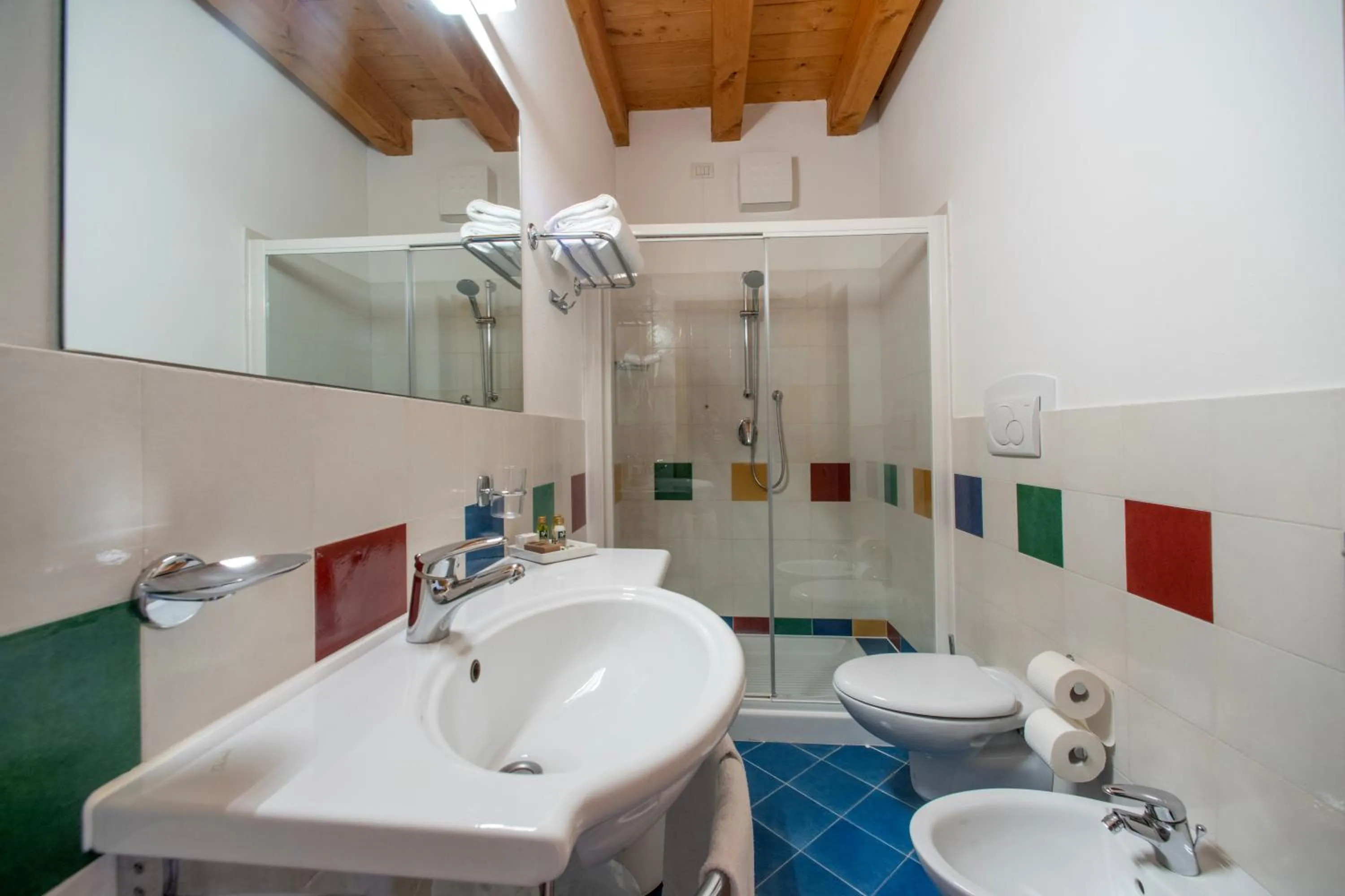 Shower in Residence Ca Del Lago