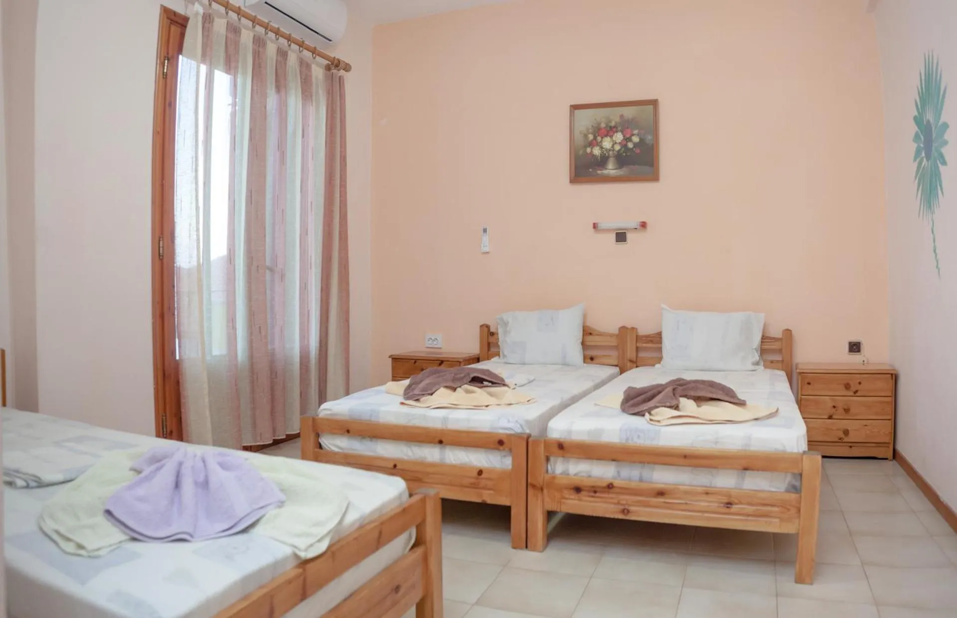 Bedroom, Bed in Hotel Karagiannis