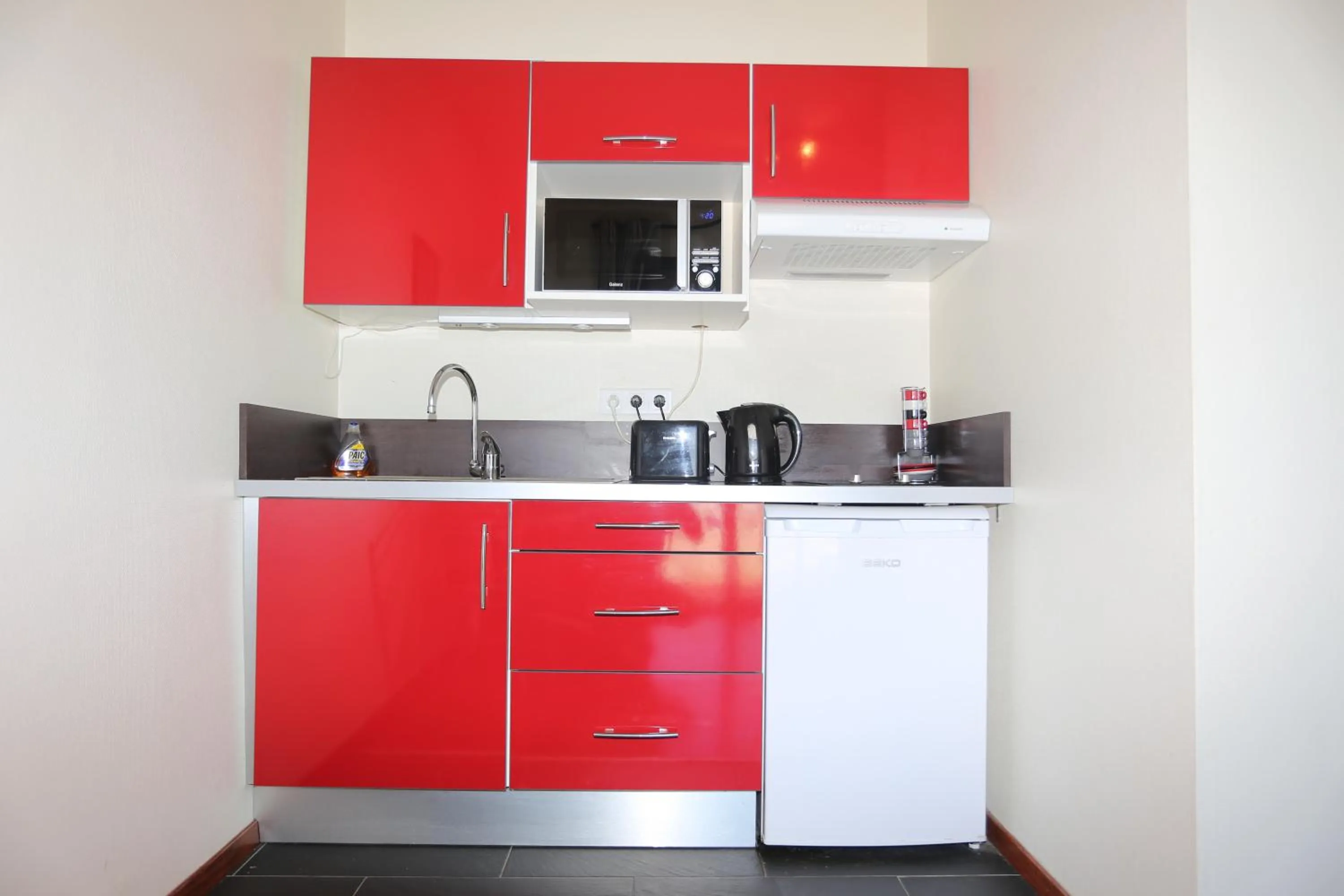 Kitchen or kitchenette in O'Sullivans Bar and Hotel