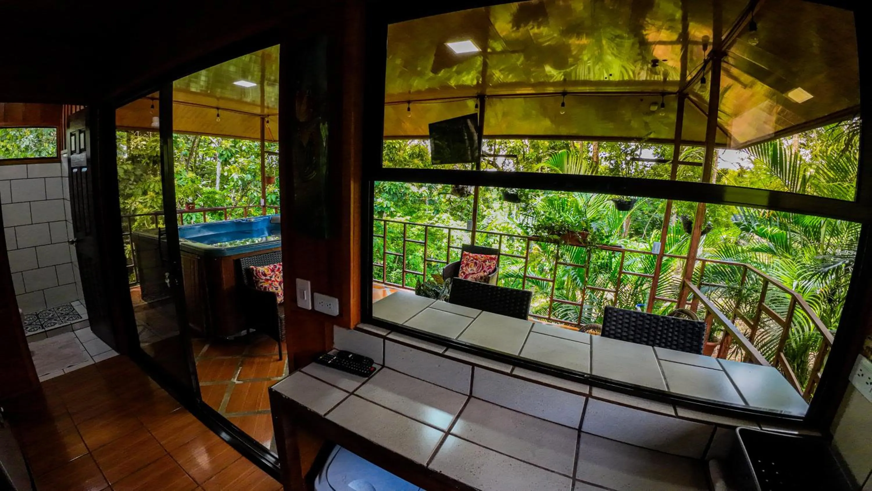 Dining area in Bungalows Las Iguanas Arenal Volcano