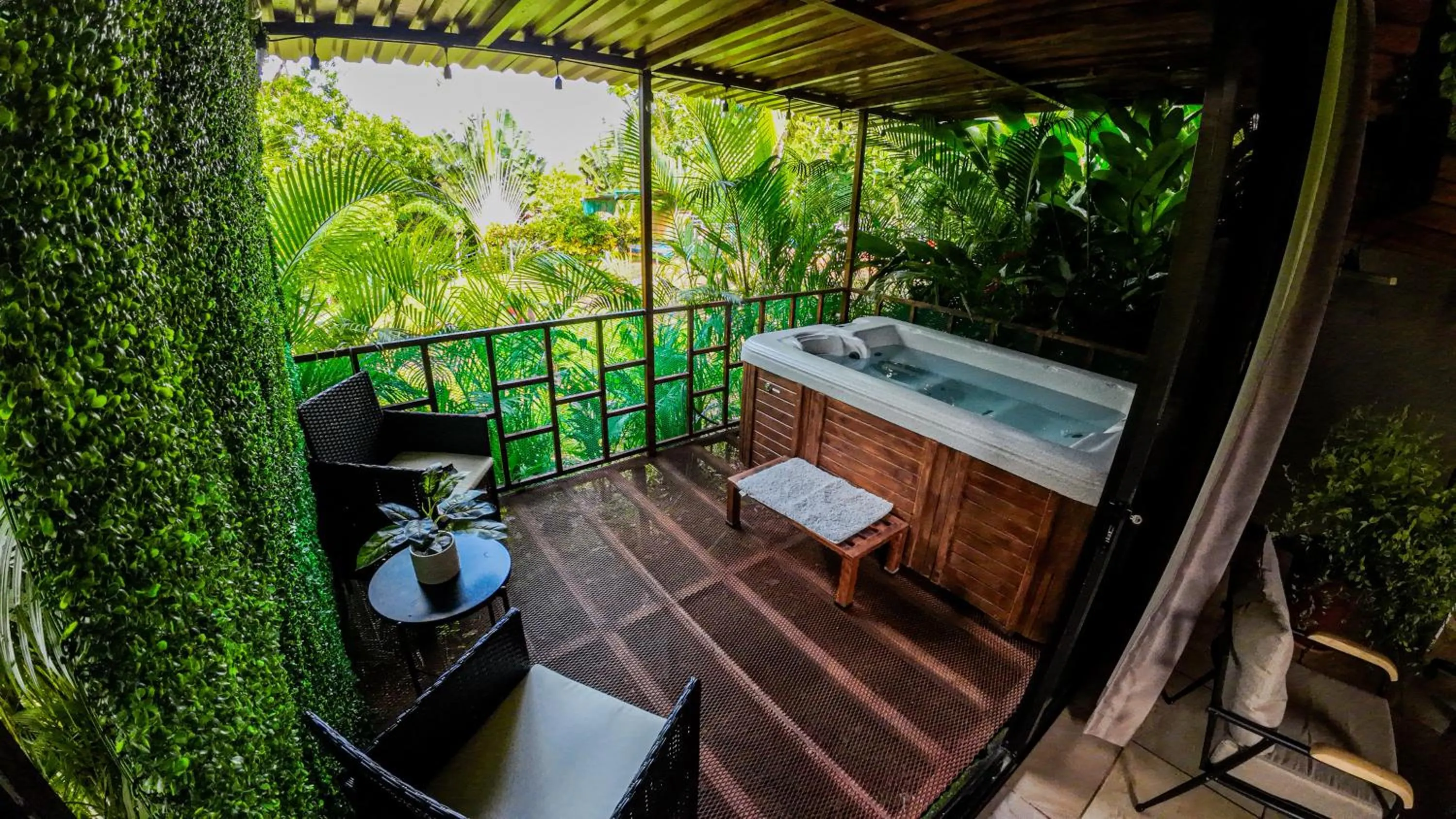 Hot Tub in Bungalows Las Iguanas Arenal Volcano