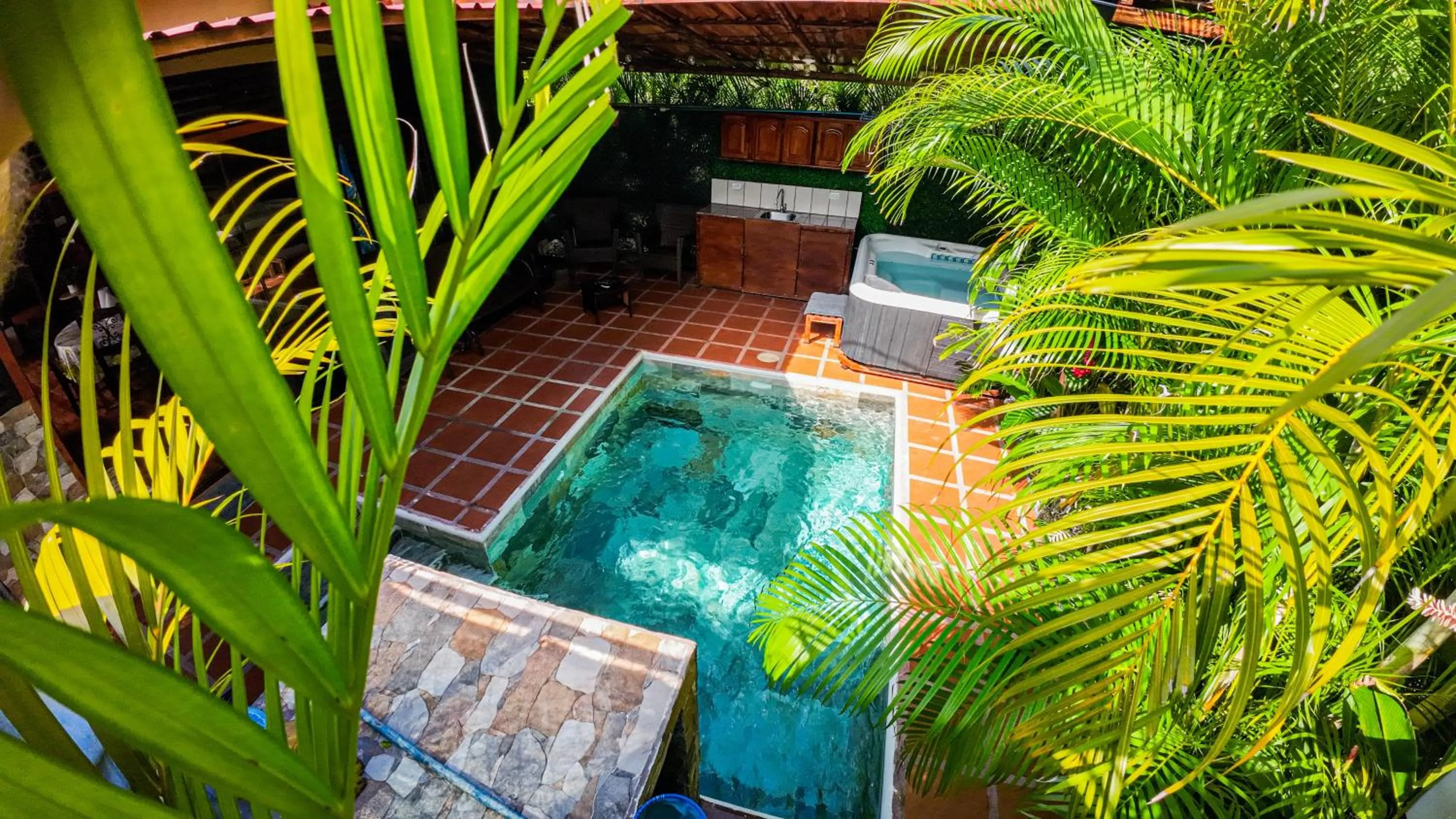 Hot Tub in Bungalows Las Iguanas Arenal Volcano