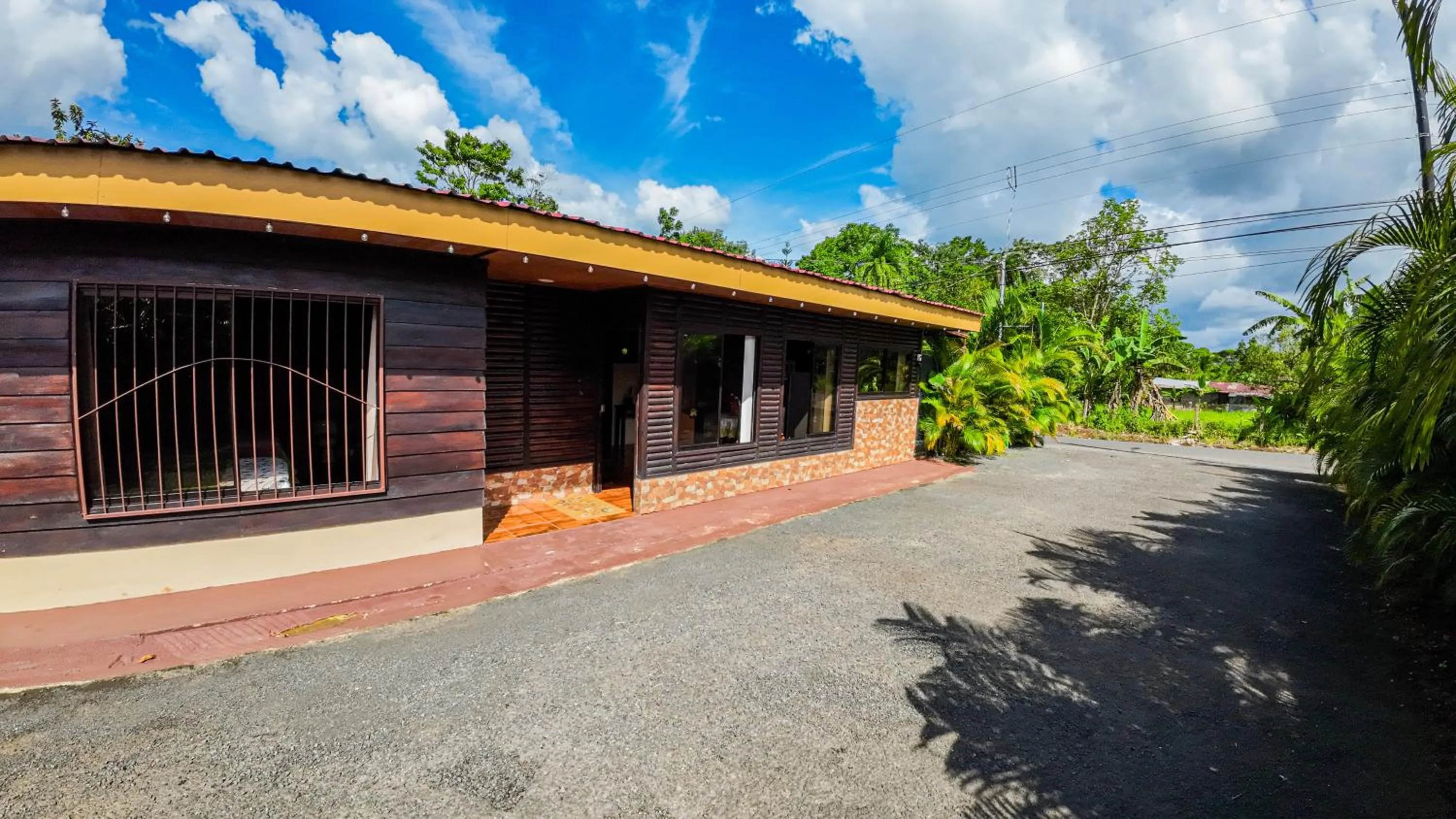 Property building in Bungalows Las Iguanas Arenal Volcano