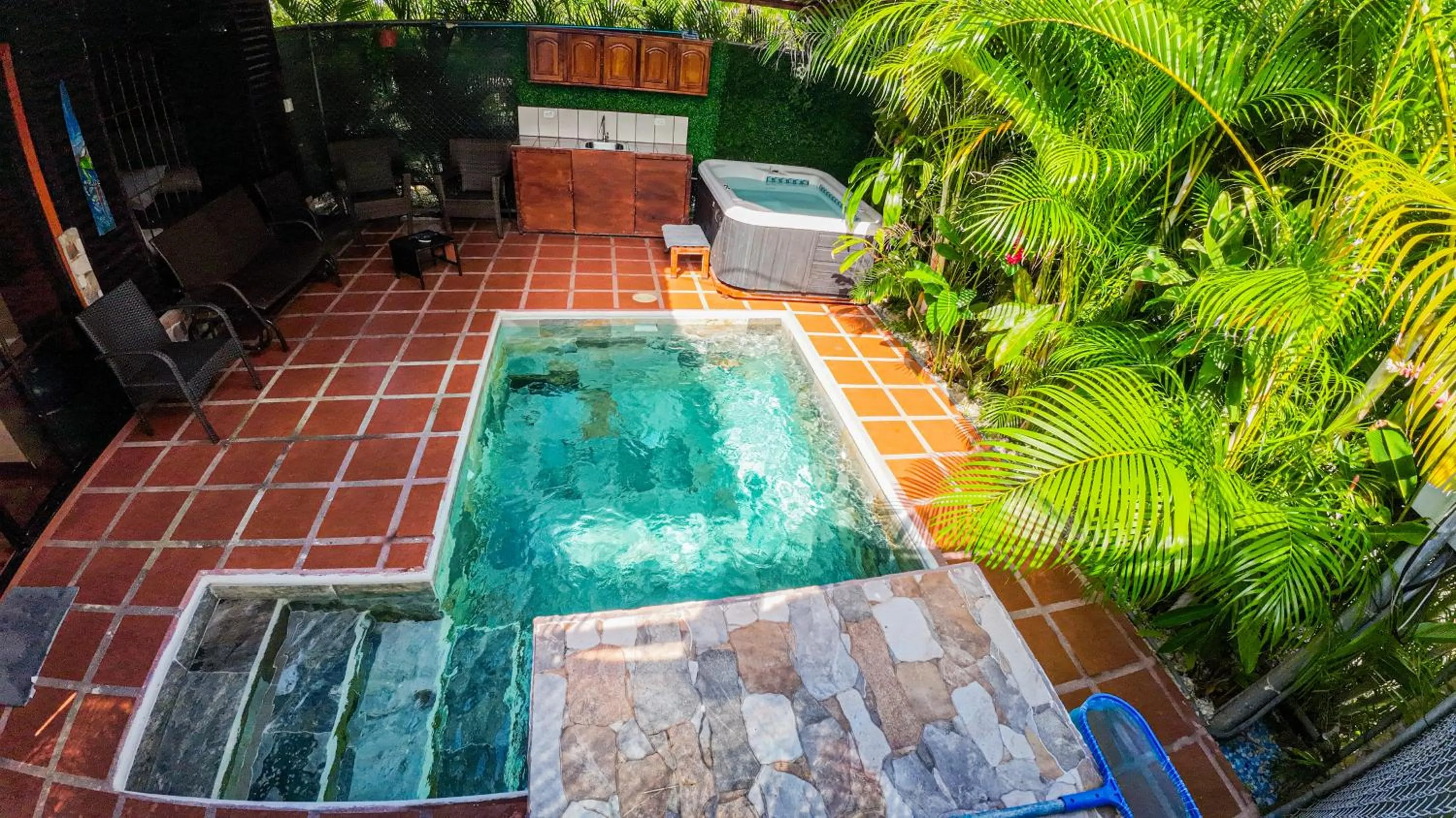 Swimming pool in Bungalows Las Iguanas Arenal Volcano