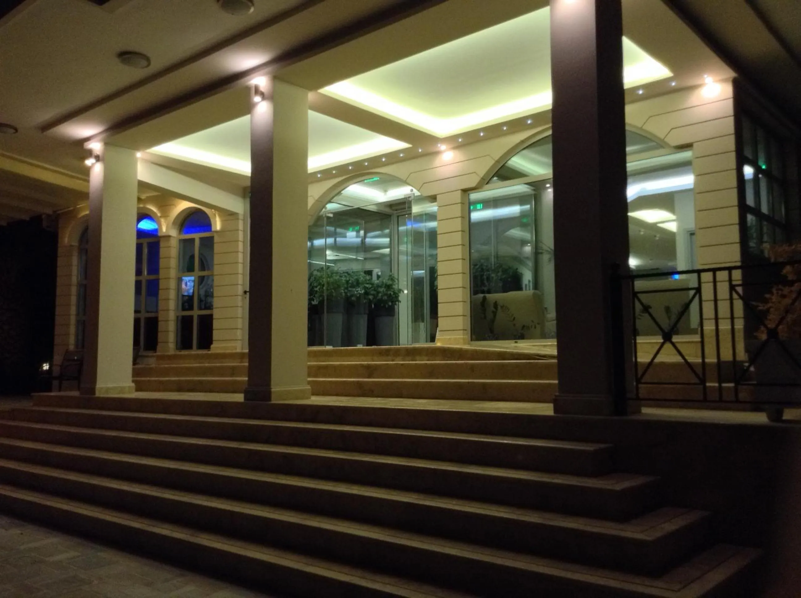 Facade/entrance in Almira Mare