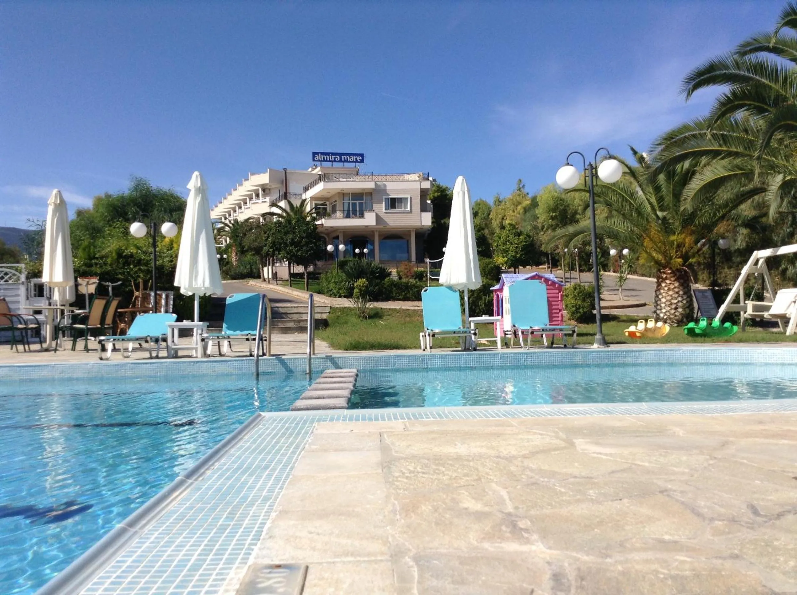 Swimming pool in Almira Mare