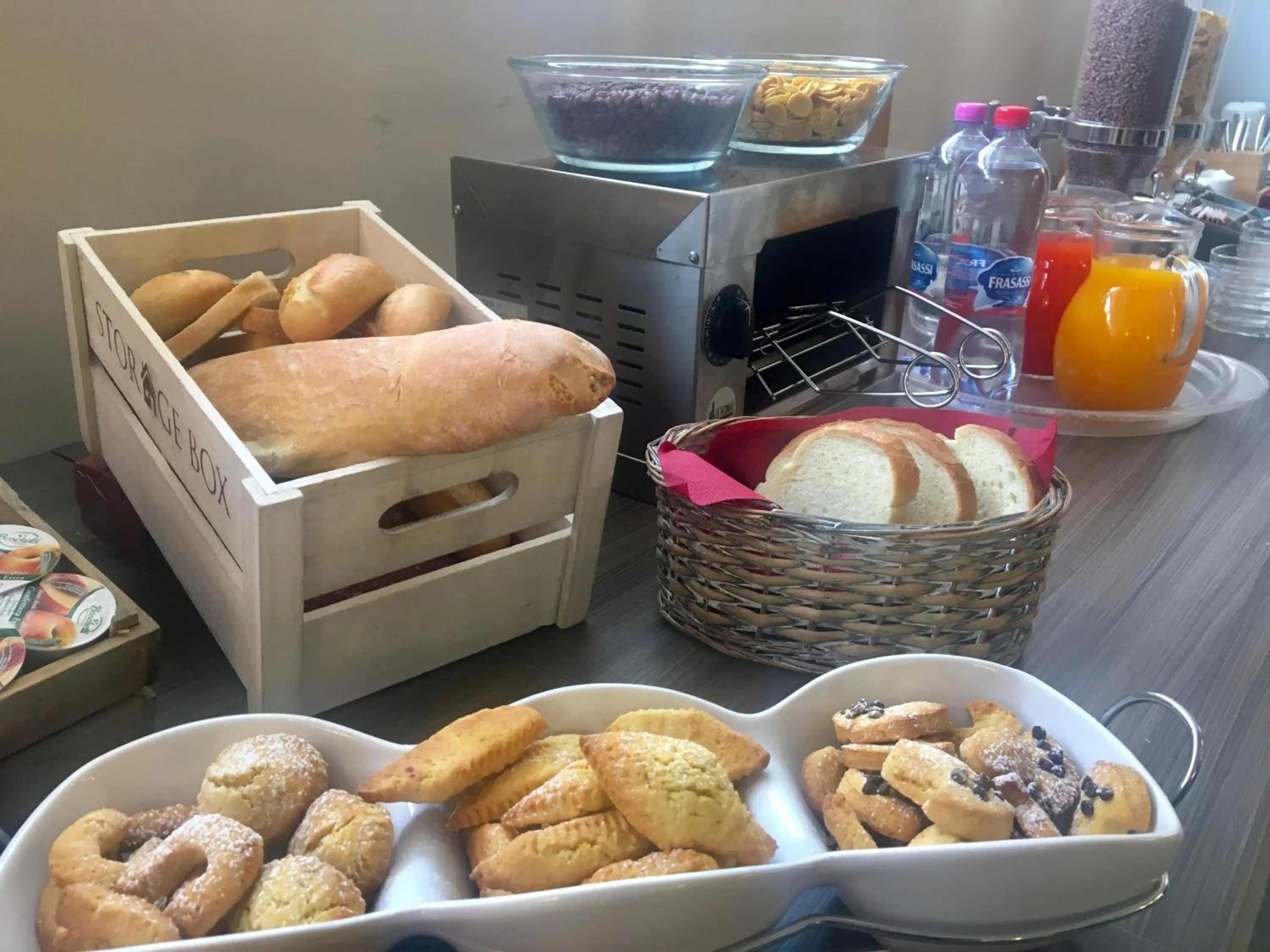 Food and drinks in Hotel Kristall