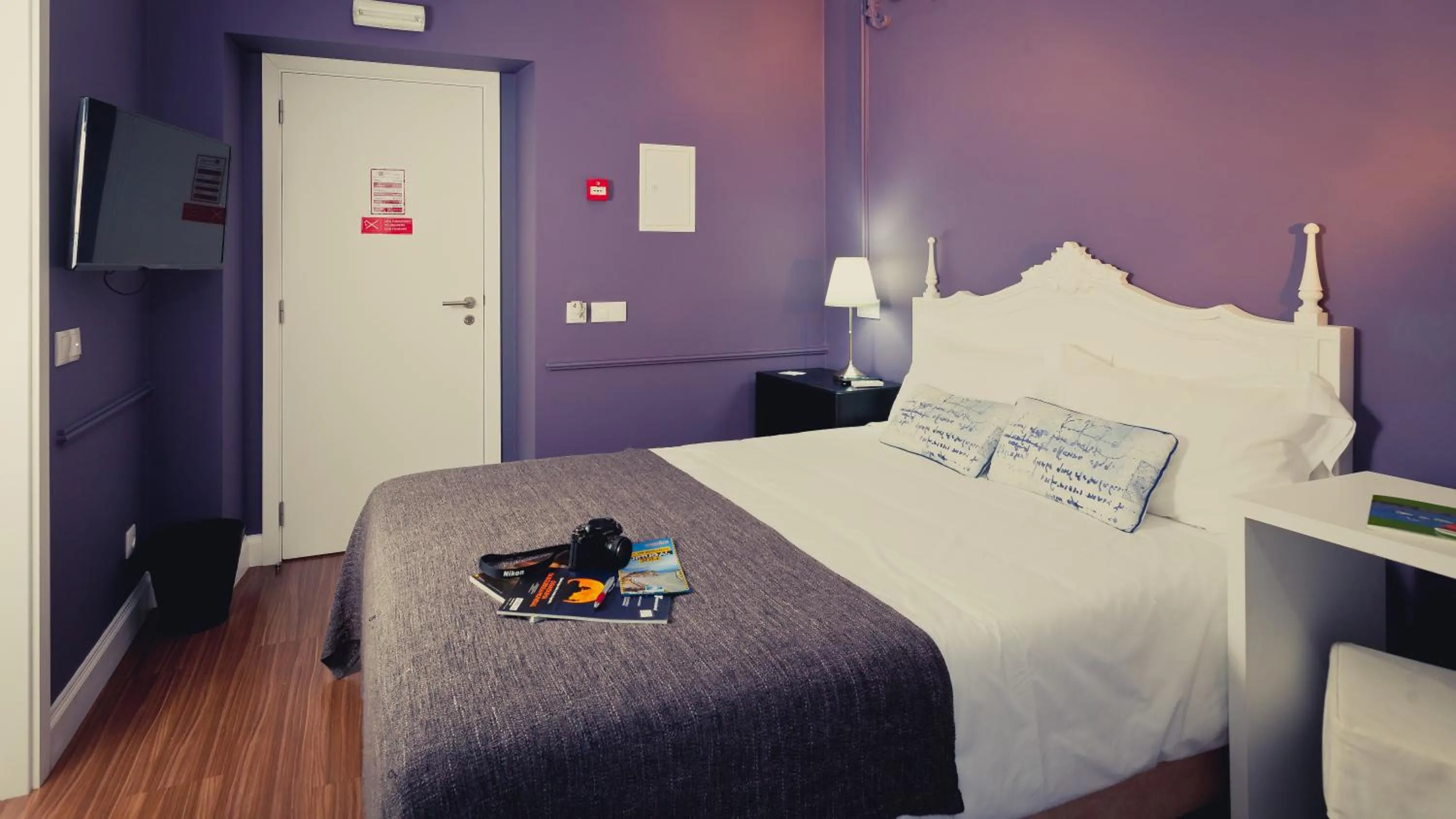 Double Room - single occupancy in Bartholomeu Guesthouse