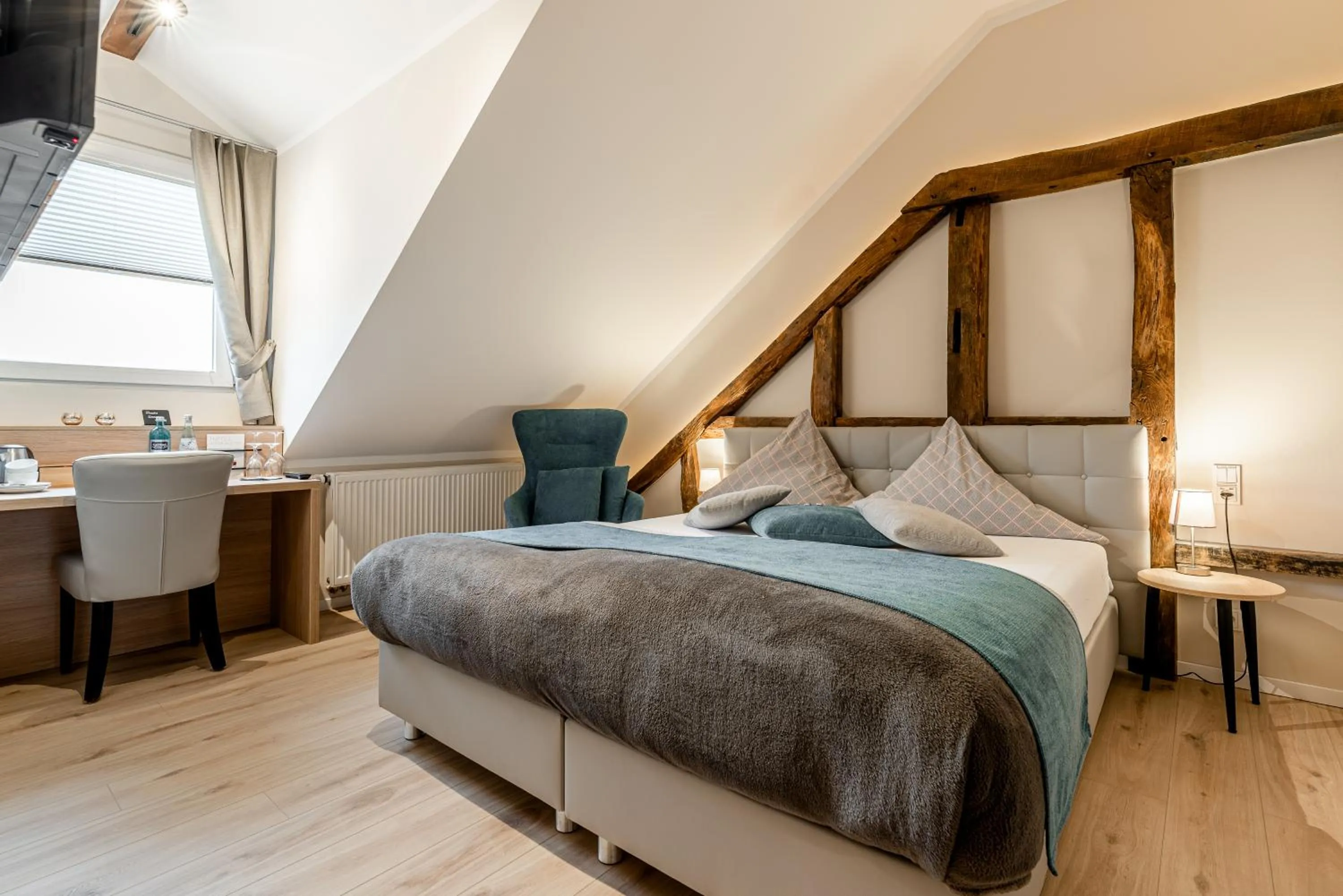 Photo of the whole room, Bed in Hotel auszeit Neunkirchen-Seelscheid