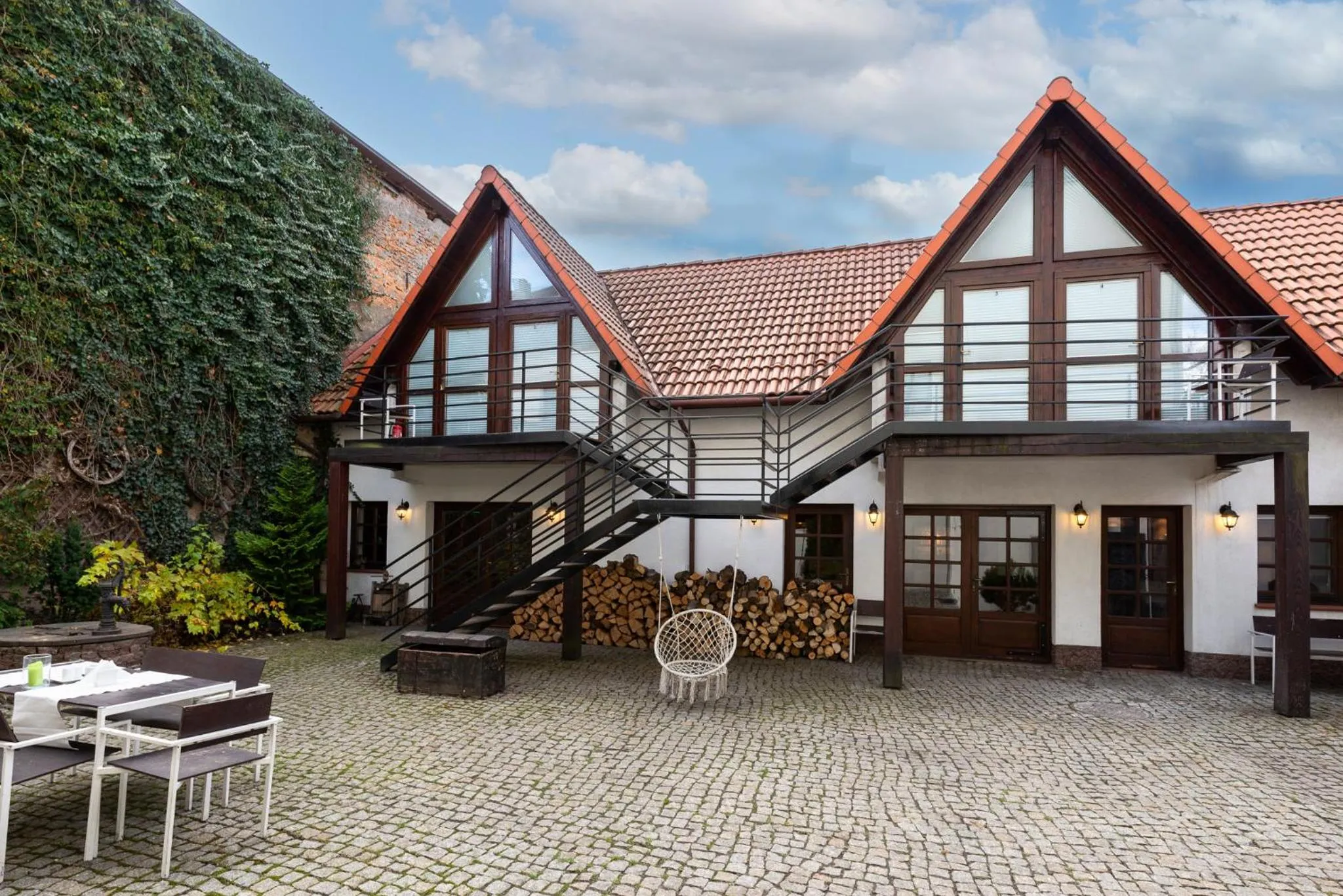 Patio in Hotel Beskid