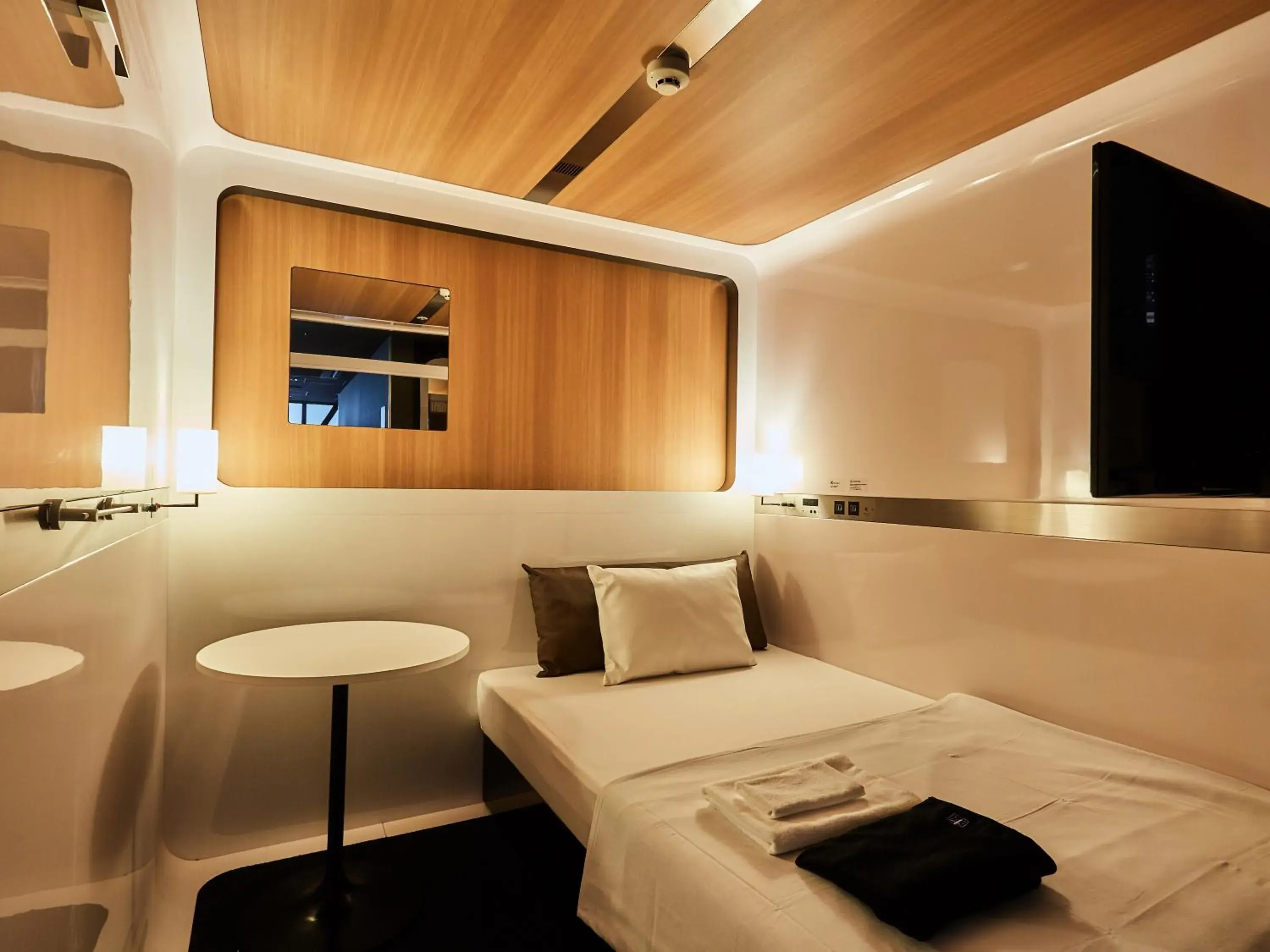 First Class Cabin - Male Only in First Cabin Nishi Umeda First Class Cabin - Male Only in First Cabin Nishi Umeda