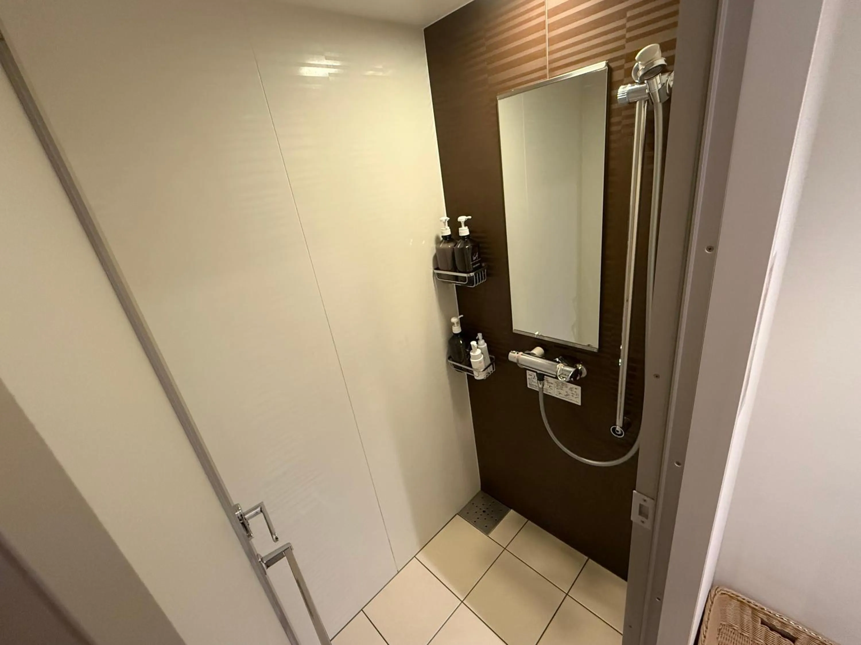 Shower in First Cabin Nishi Umeda