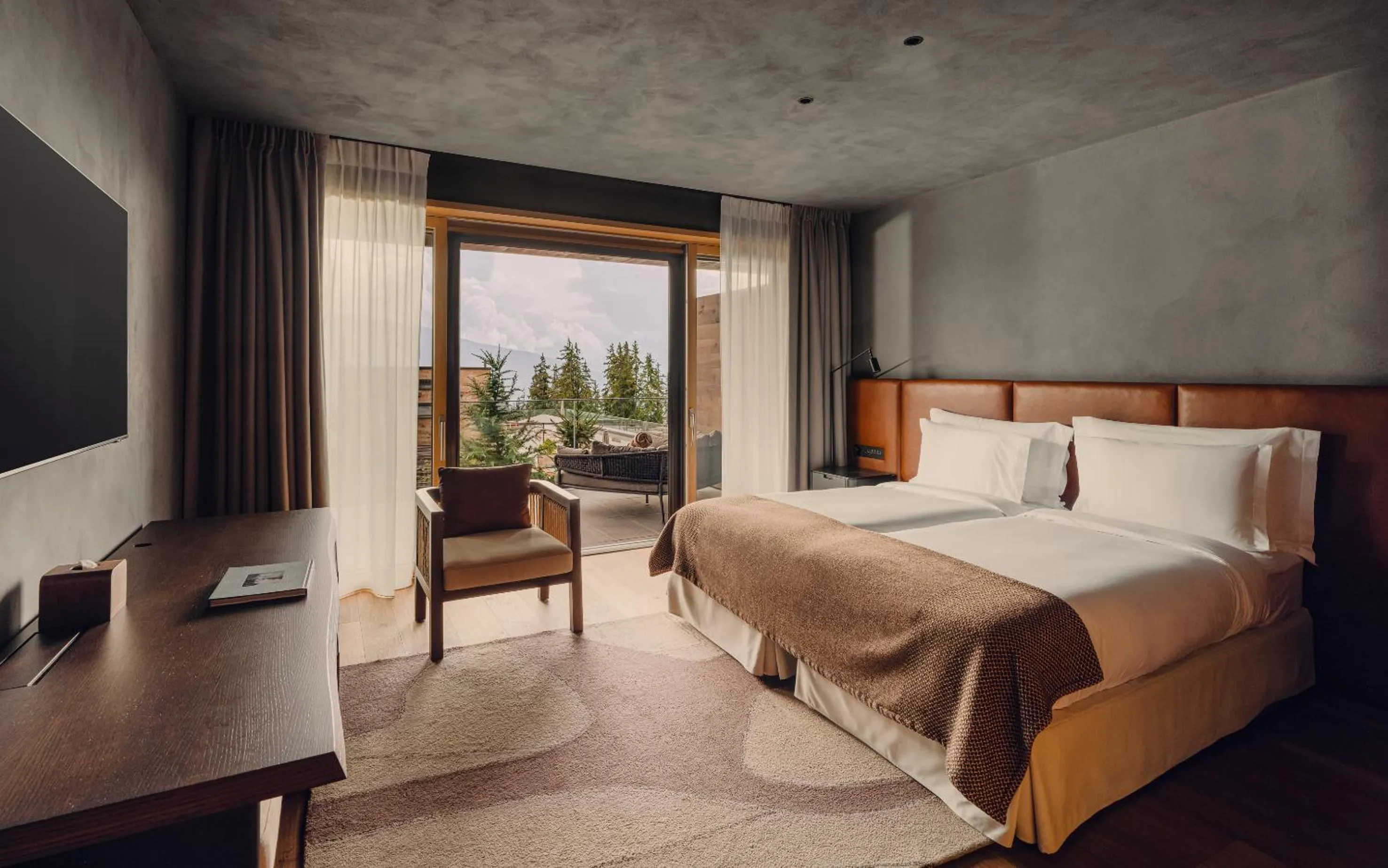 Bed in Six Senses Crans-Montana