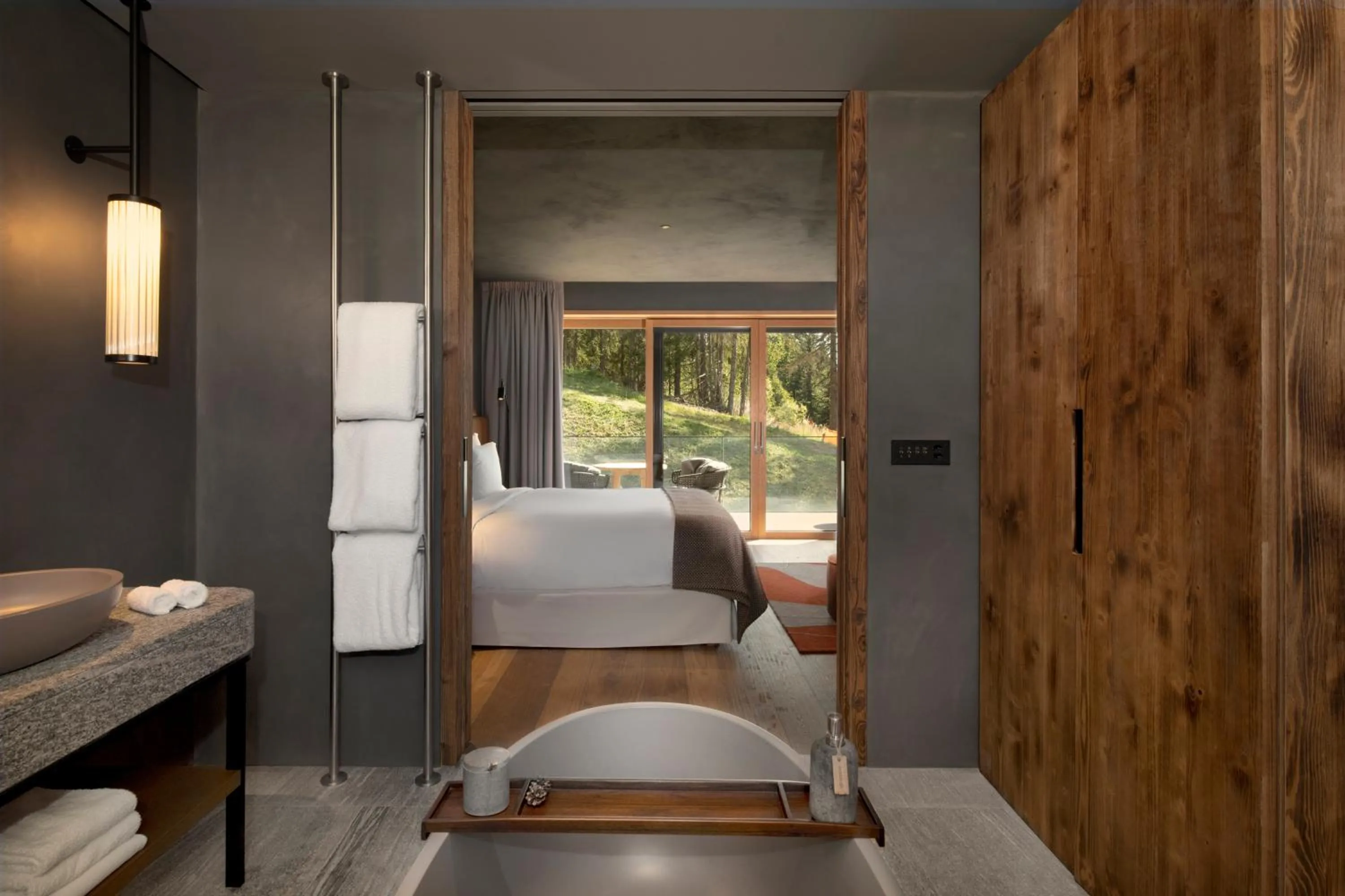 Bedroom, Bed in Six Senses Crans-Montana