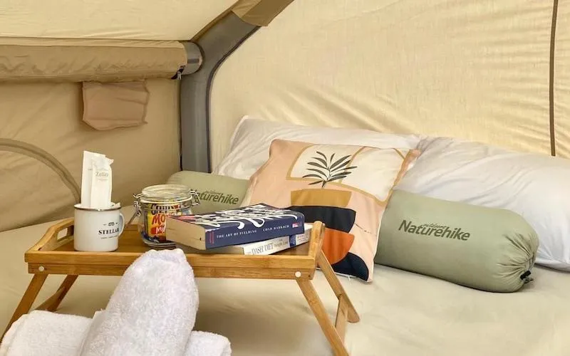 Bed in Stellar GoldenHill Cameron